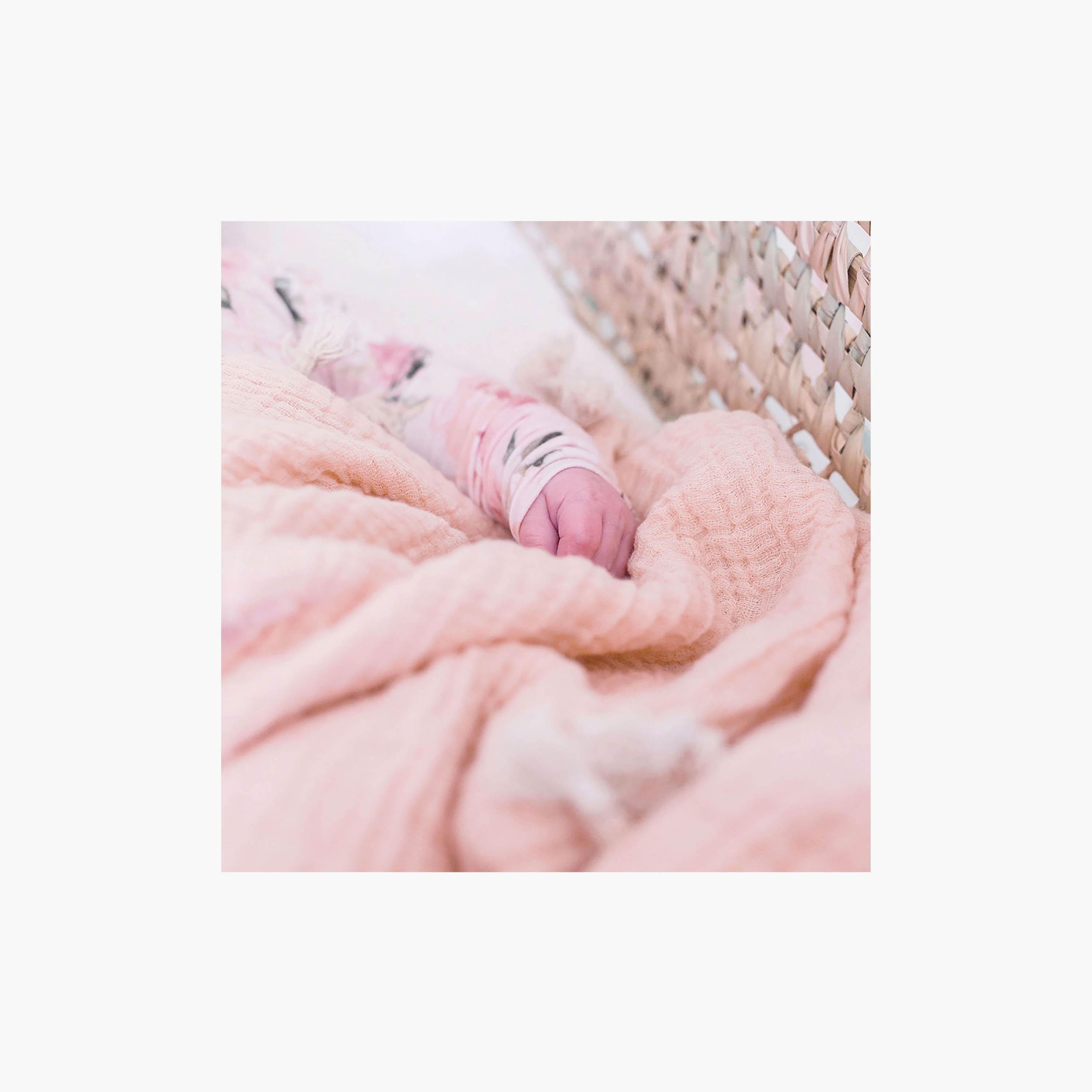 بطانية موسلين 6 طبقات مصنوعة يدوياً للأطفال من كرين بيبي-baby-nursery-blanketsandswaddles-receivingblankets-image-5