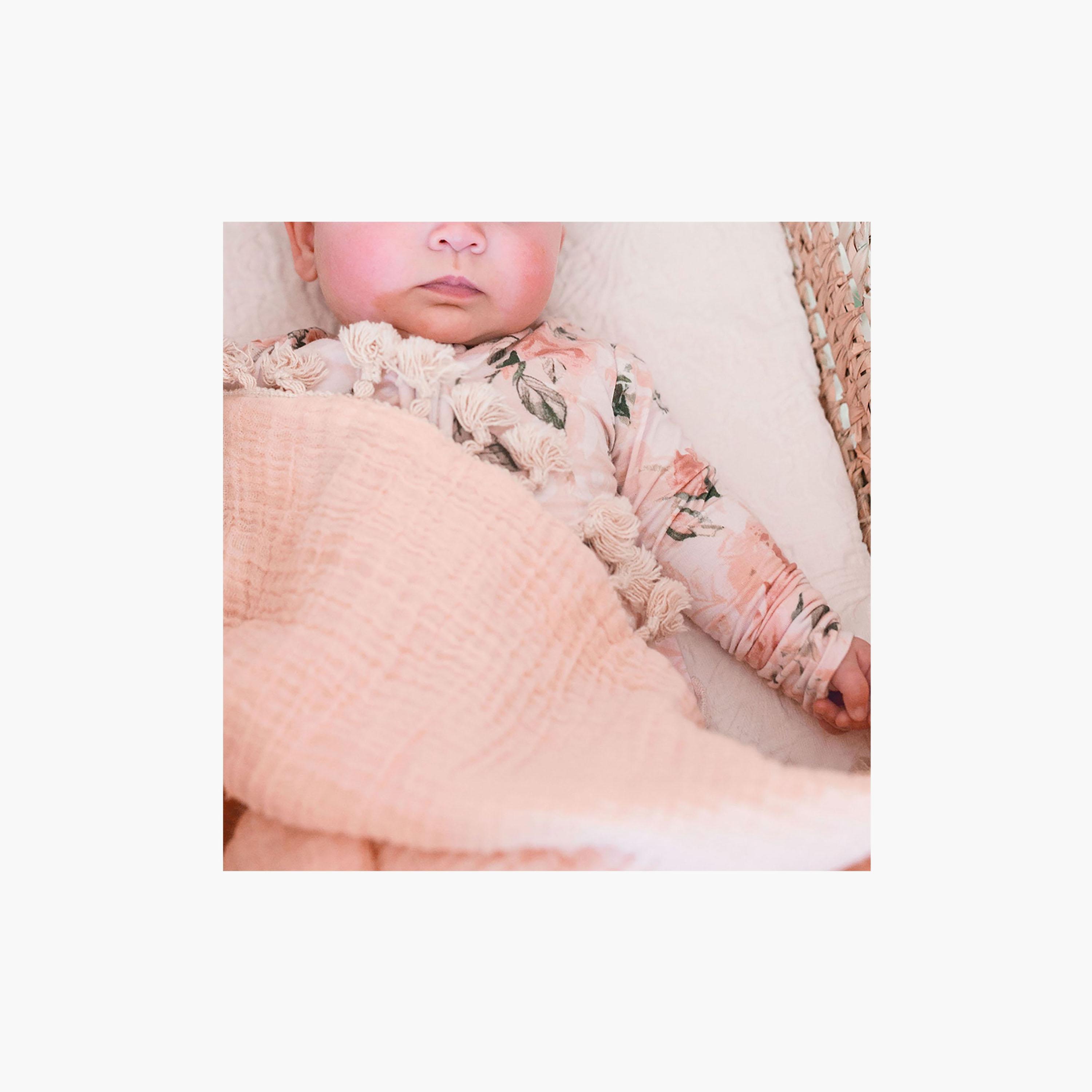 بطانية موسلين 6 طبقات مصنوعة يدوياً للأطفال من كرين بيبي-baby-nursery-blanketsandswaddles-receivingblankets-image-6