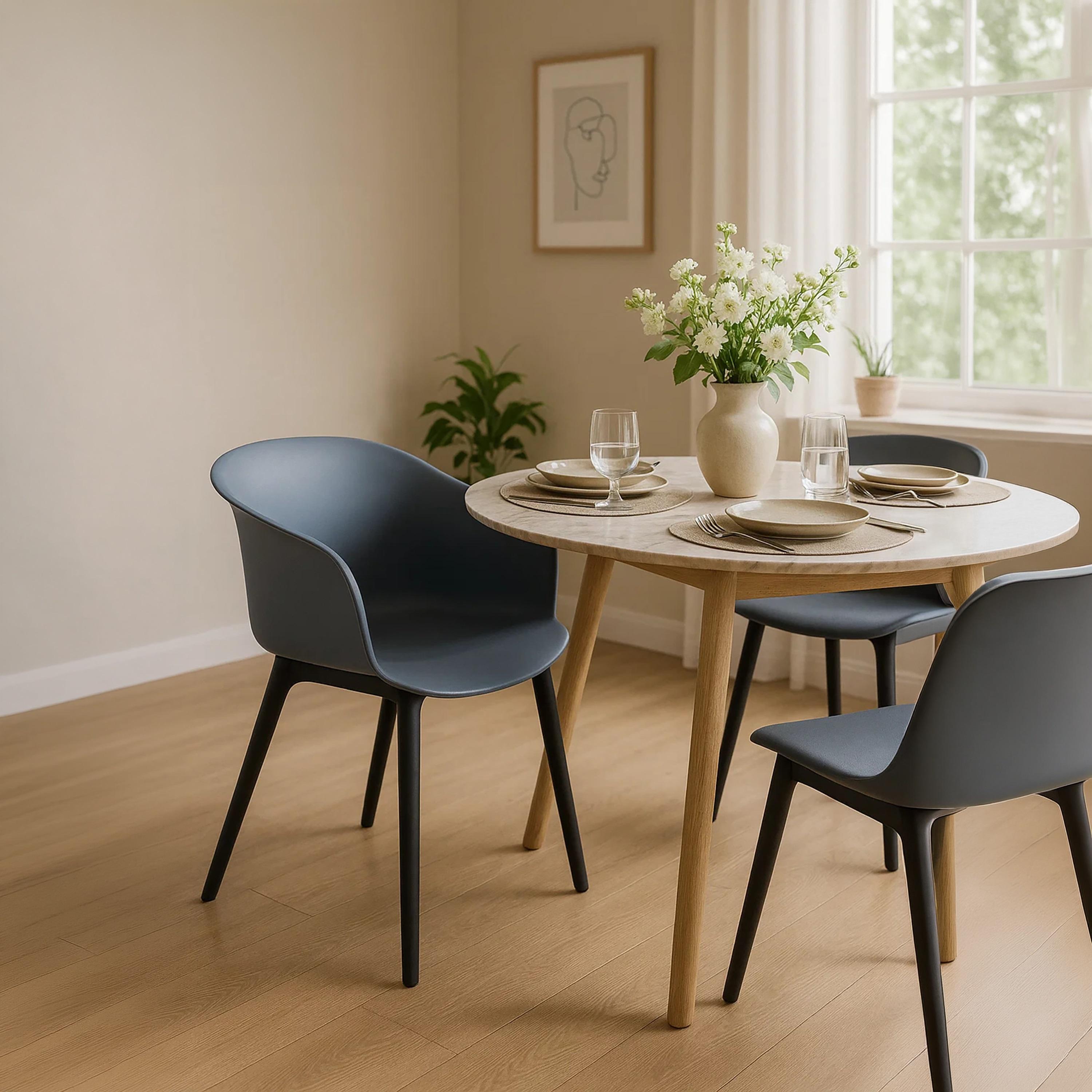 كرسي بذراع منحنية من ماريا هومز-furniture-sofaandseating-armchairs-image-3