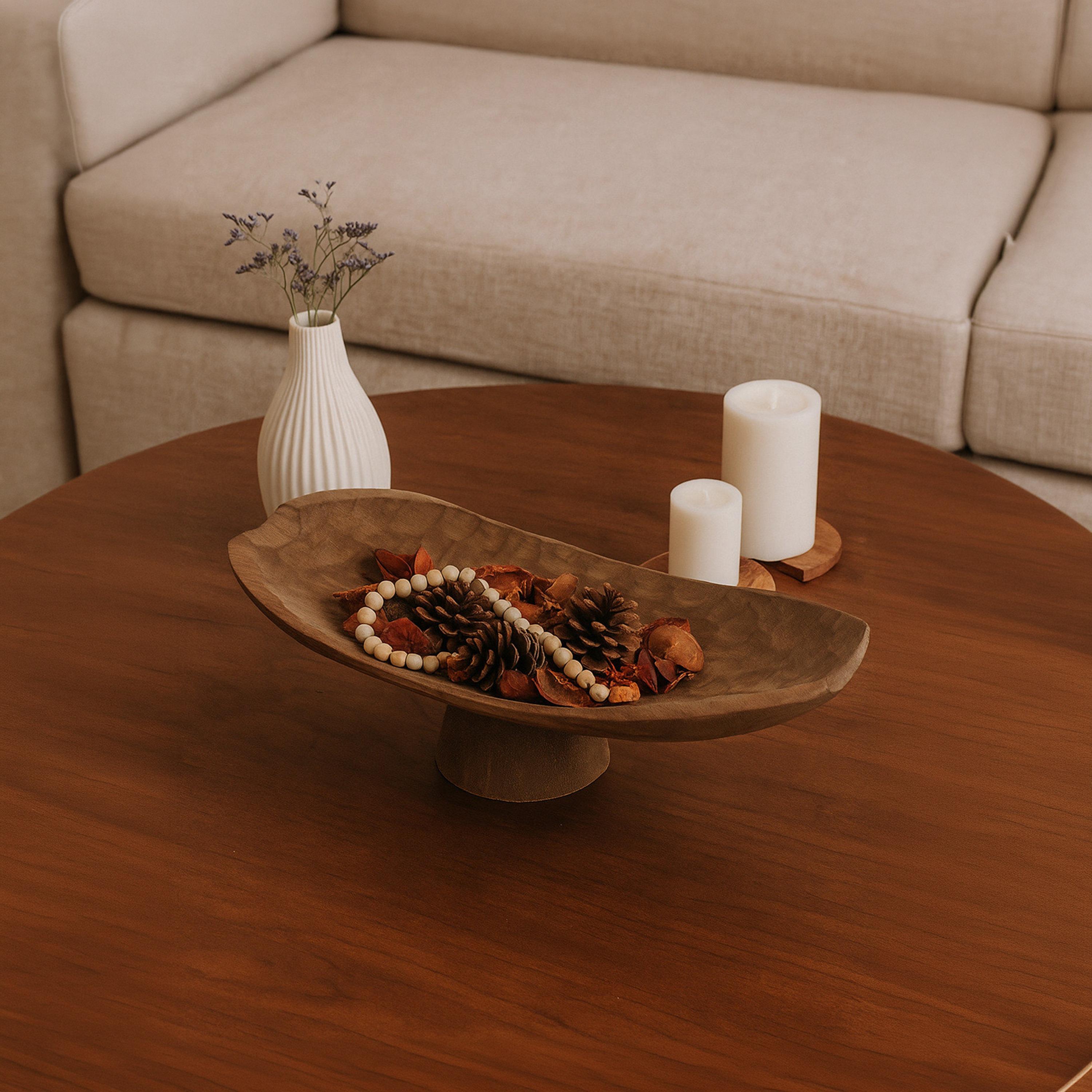 طبق تقديم ديكوري خشبي أسود بقاعدة مرتفعة بتصميم عصري من ماريا هومز-household-decor-boxesandtrays-image-3