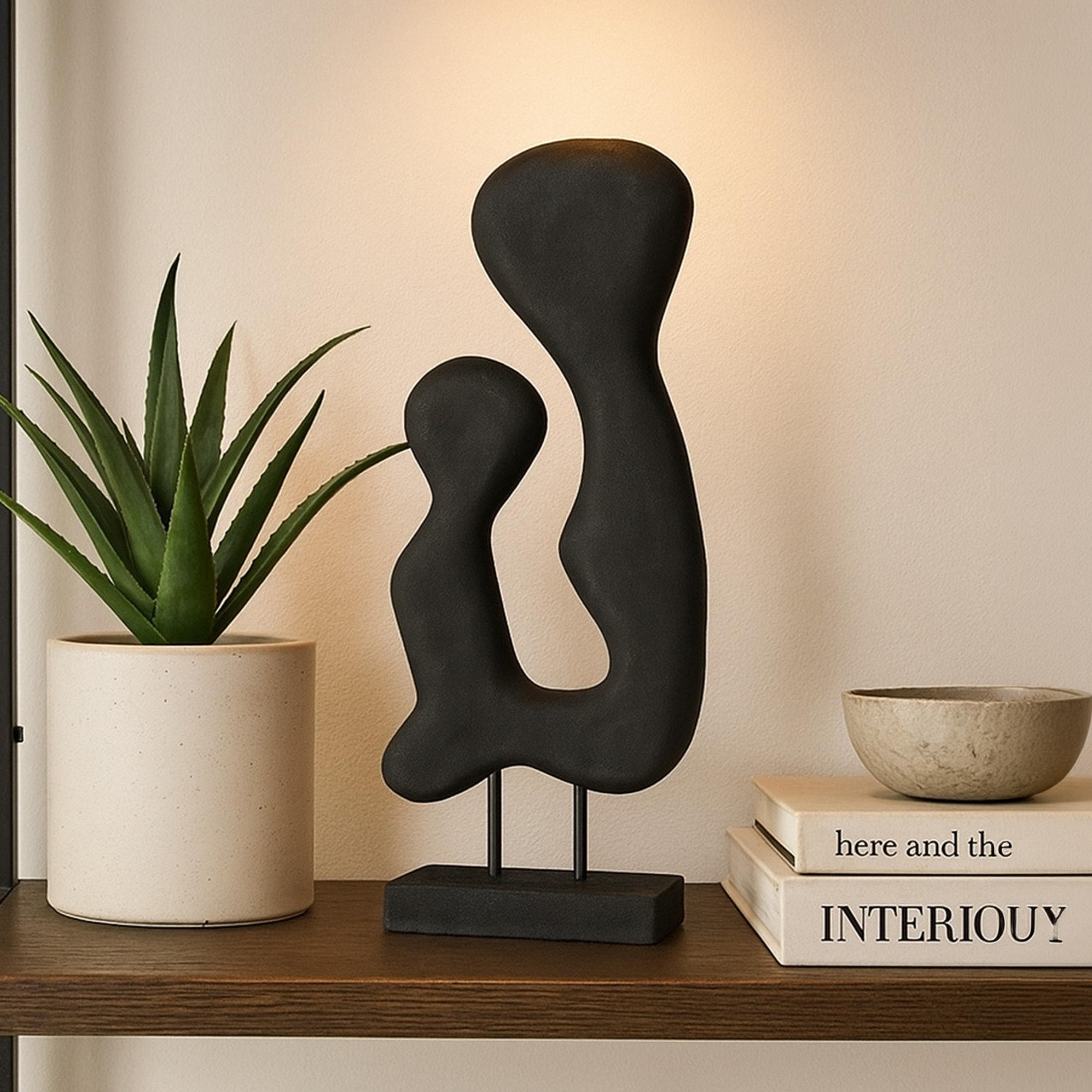 منحوتة تجريدية حرة التشكيل خشبية سوداء عصرية من ماريا هومز-household-decor-decorativeobjectsandsculptures-image-3