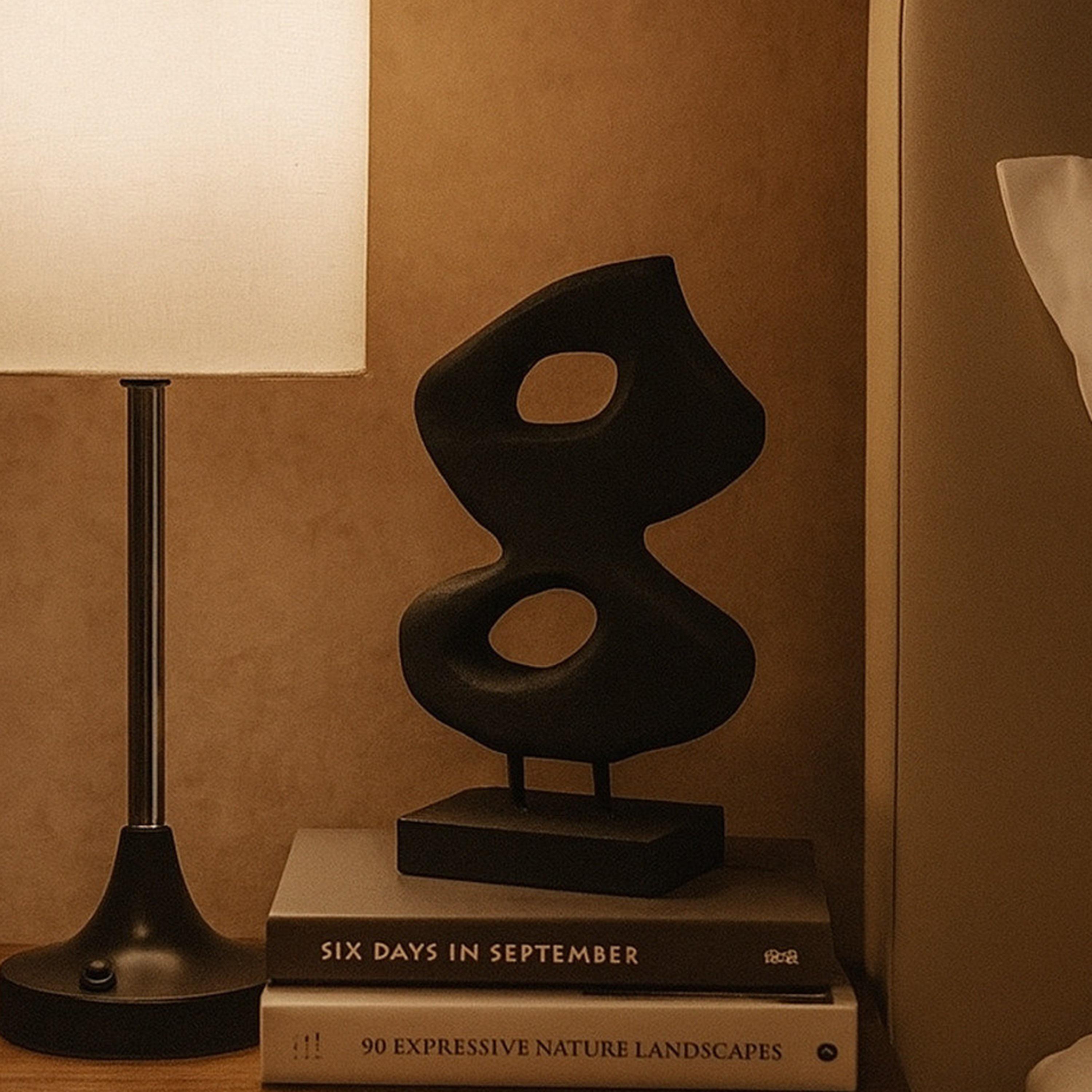 منحوتة تجريدية حديثة خشبية سوداء من ماريا هومز-household-decor-decorativeobjectsandsculptures-image-4