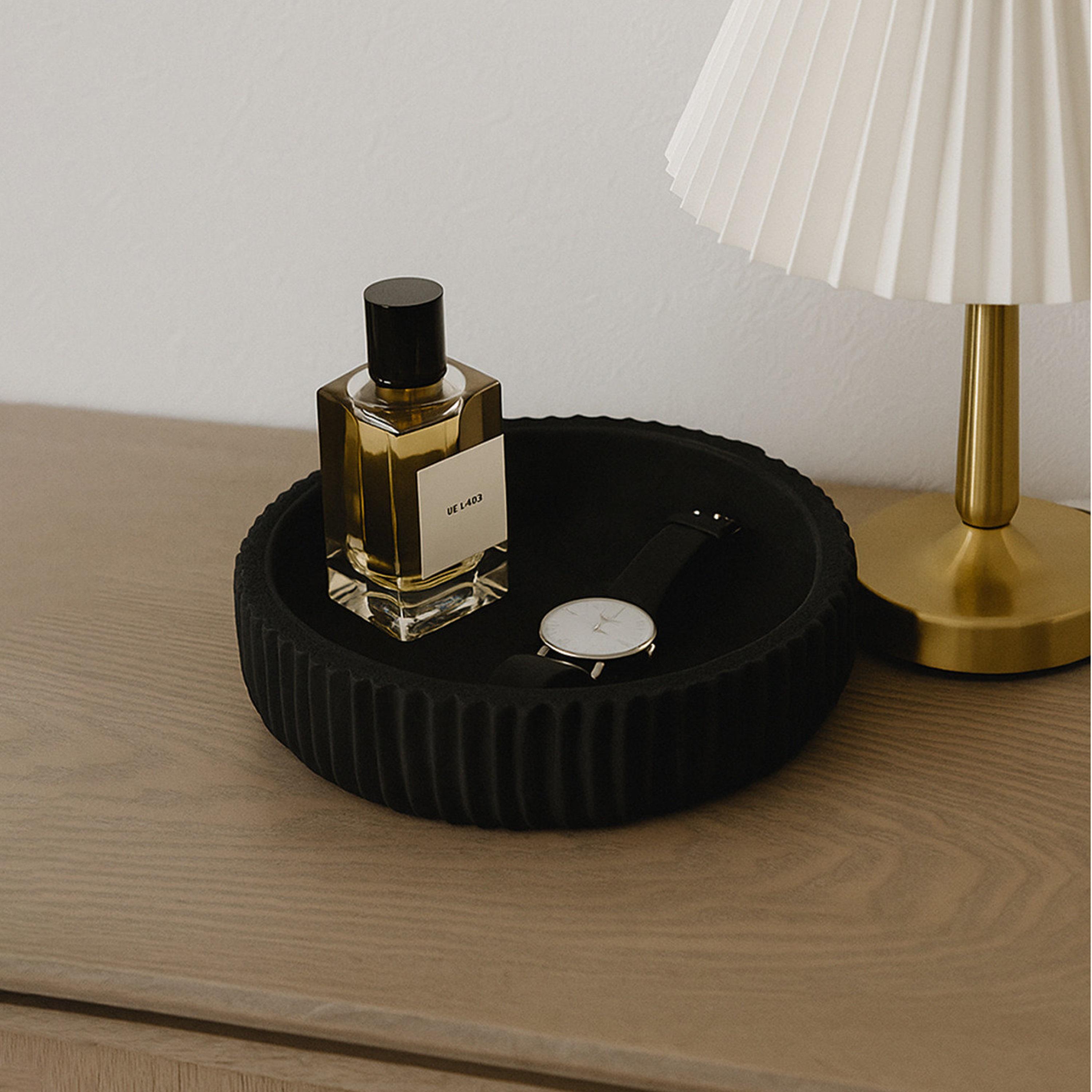 وعاء ديكور خشبي أسود عصري من ماريا هومز-household-decor-vasesandbowls-image-3