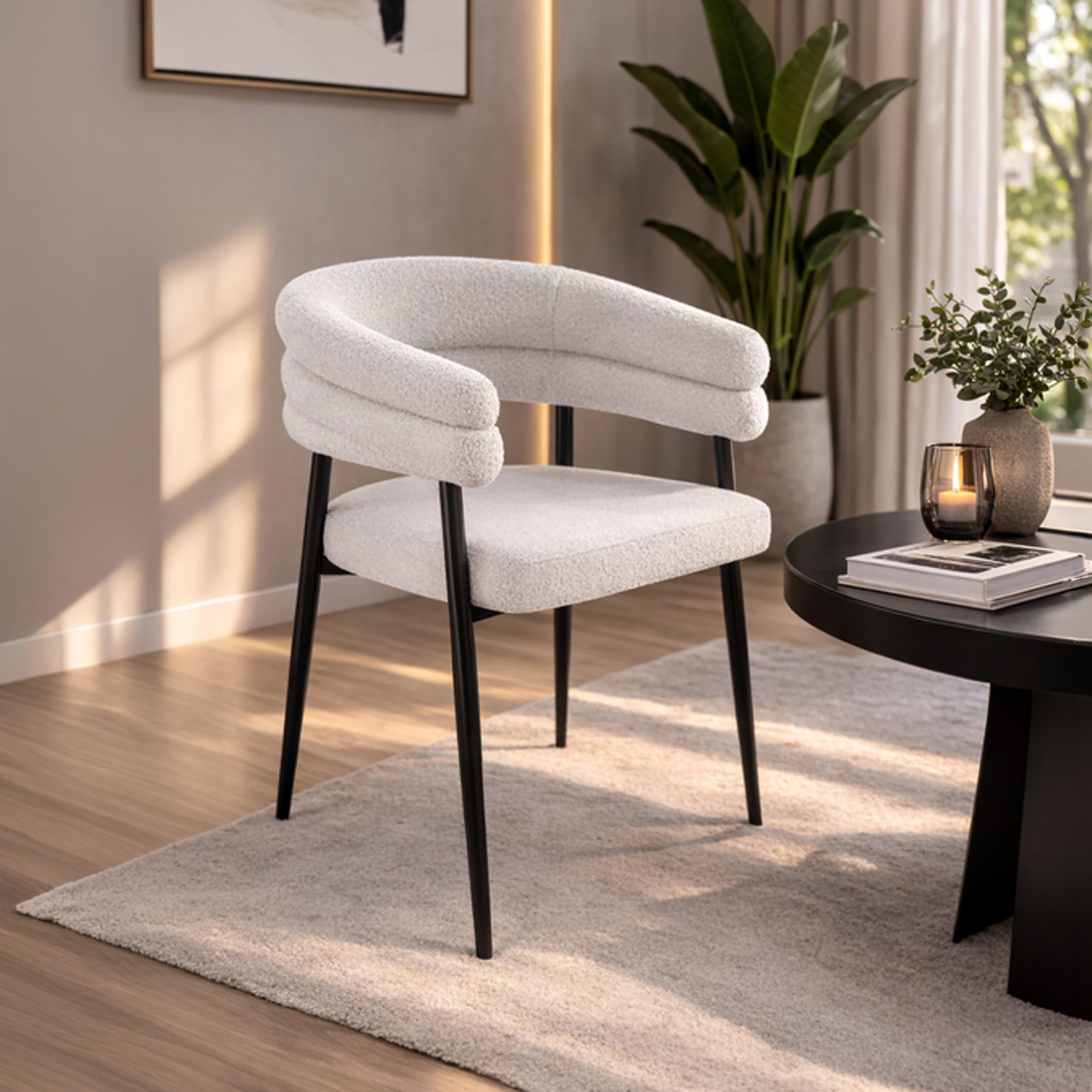 كرسي بذراع منحنية من ماريا هومز-furniture-sofaandseating-armchairs-image-1