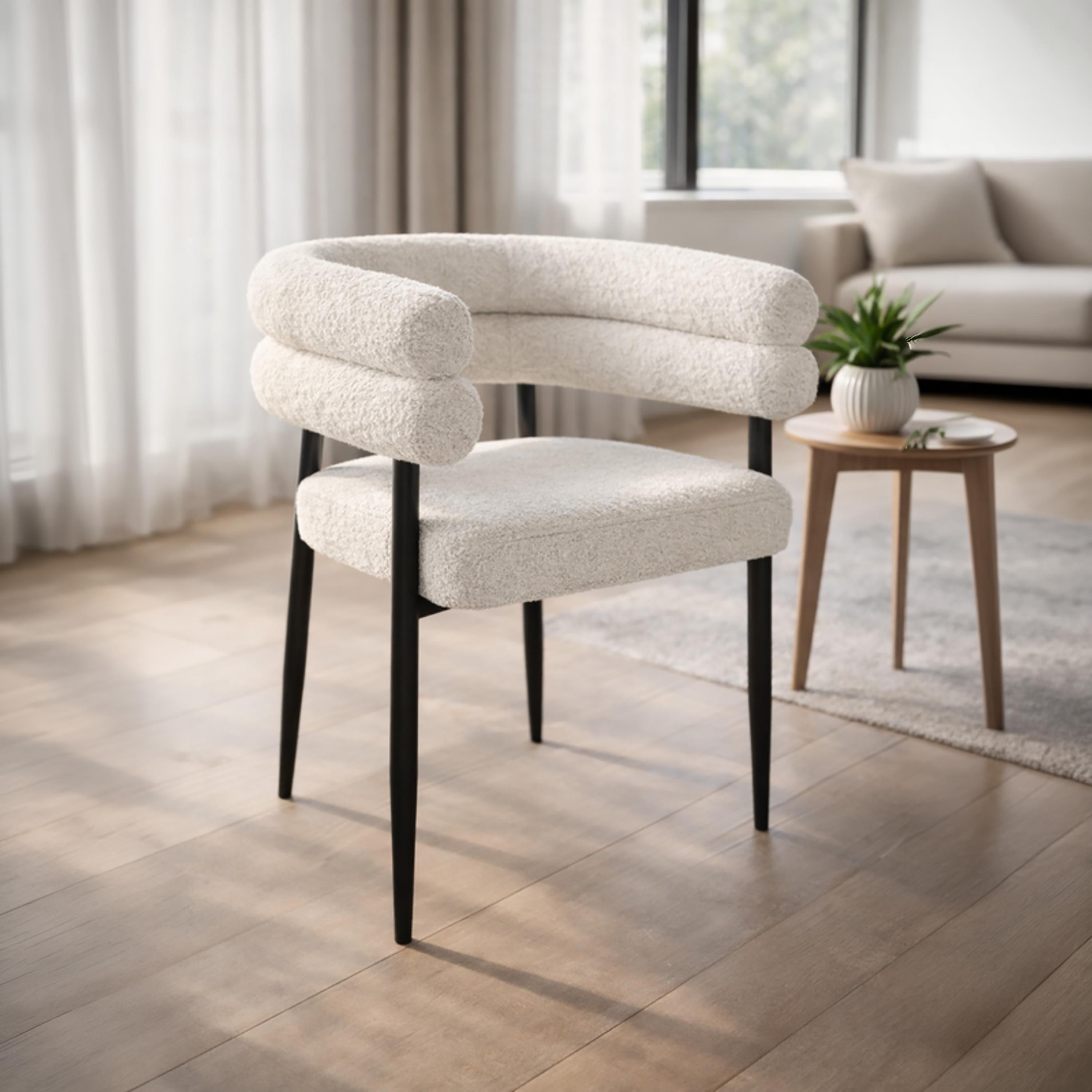 كرسي بذراع منحنية من ماريا هومز-furniture-sofaandseating-armchairs-image-2
