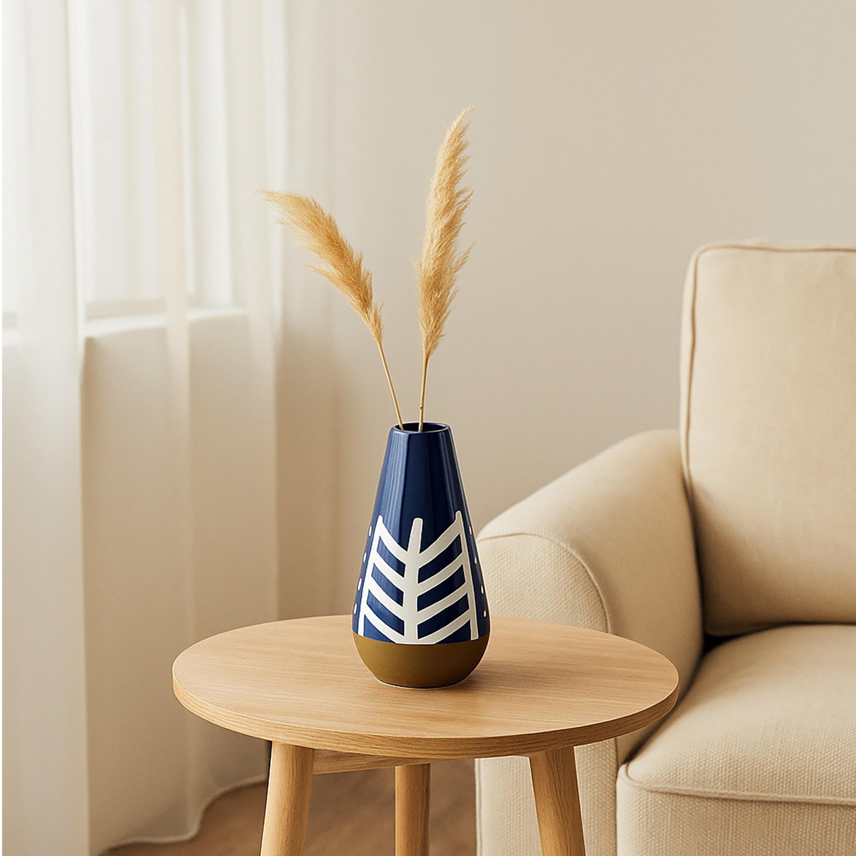 مزهرية سيراميك بتصميم هندسي متعدد الألوان من ماريا هومز-household-decor-vasesandbowls-image-3