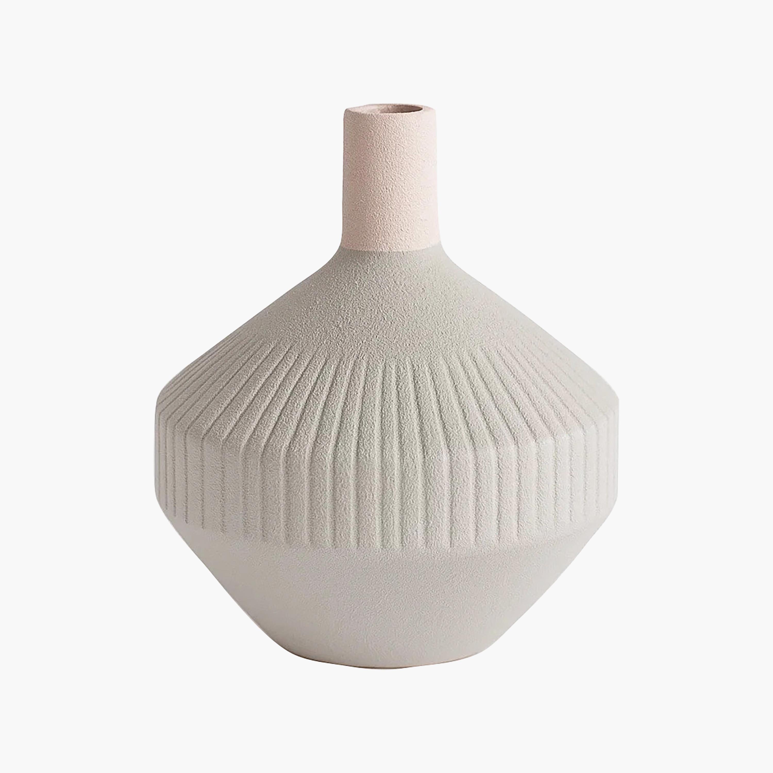 مزهرية سيراميك بملمس بارز متعددة الألوان من ماريا هومز-household-decor-vasesandbowls-image-5