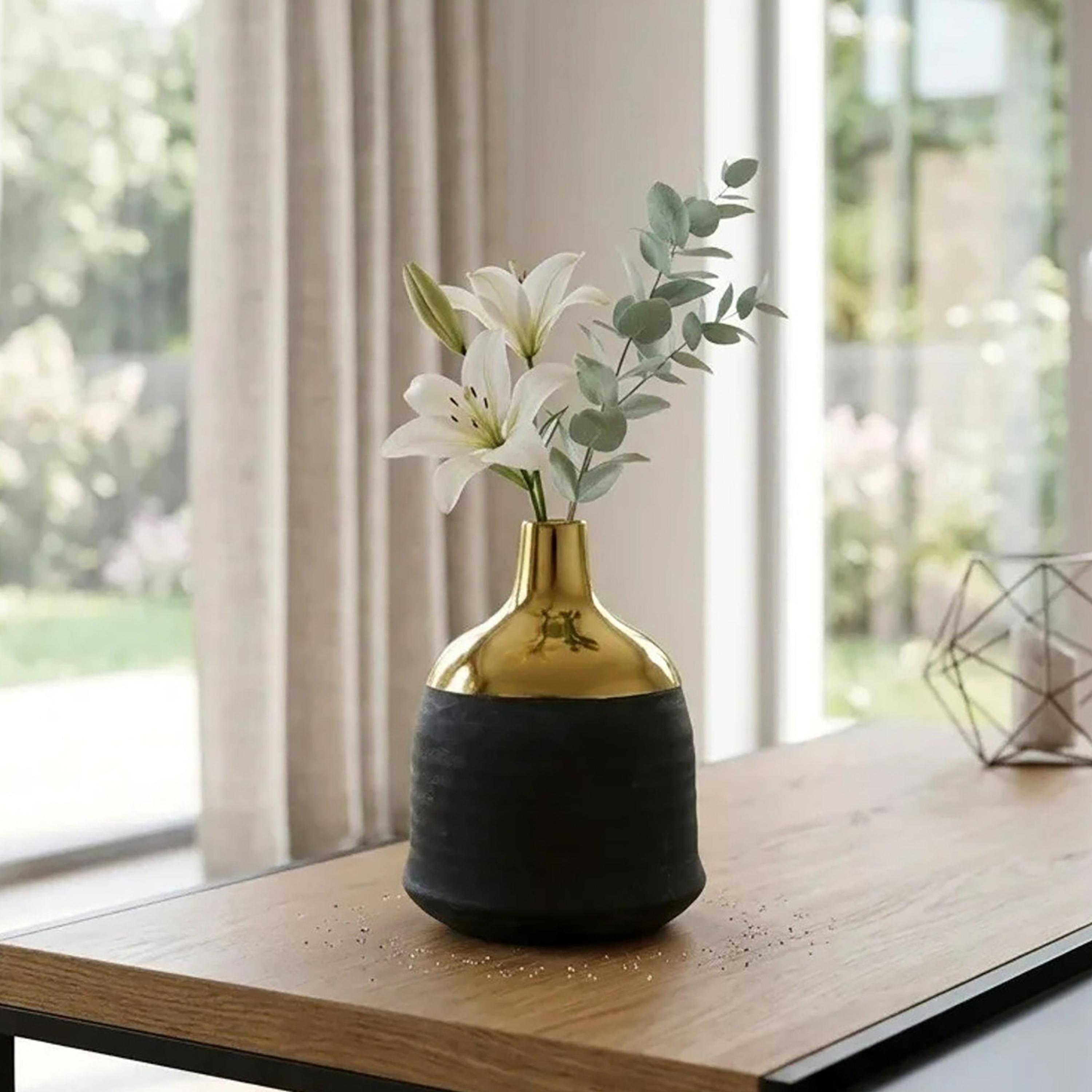 مزهرية بملمس بارز متعددة الألوان من ماريا هومز-household-decor-vasesandbowls-image-1