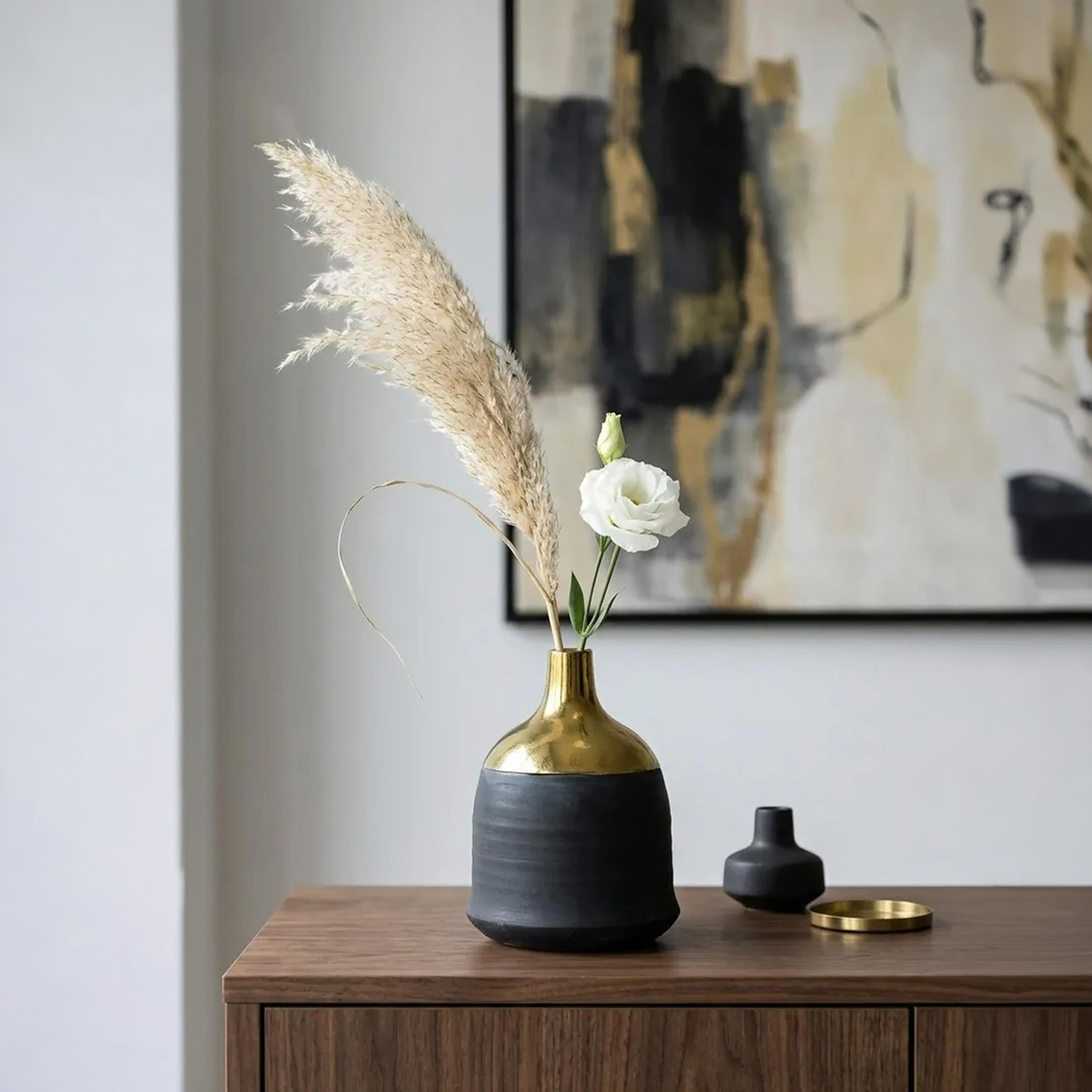 مزهرية بملمس بارز متعددة الألوان من ماريا هومز-household-decor-vasesandbowls-image-3