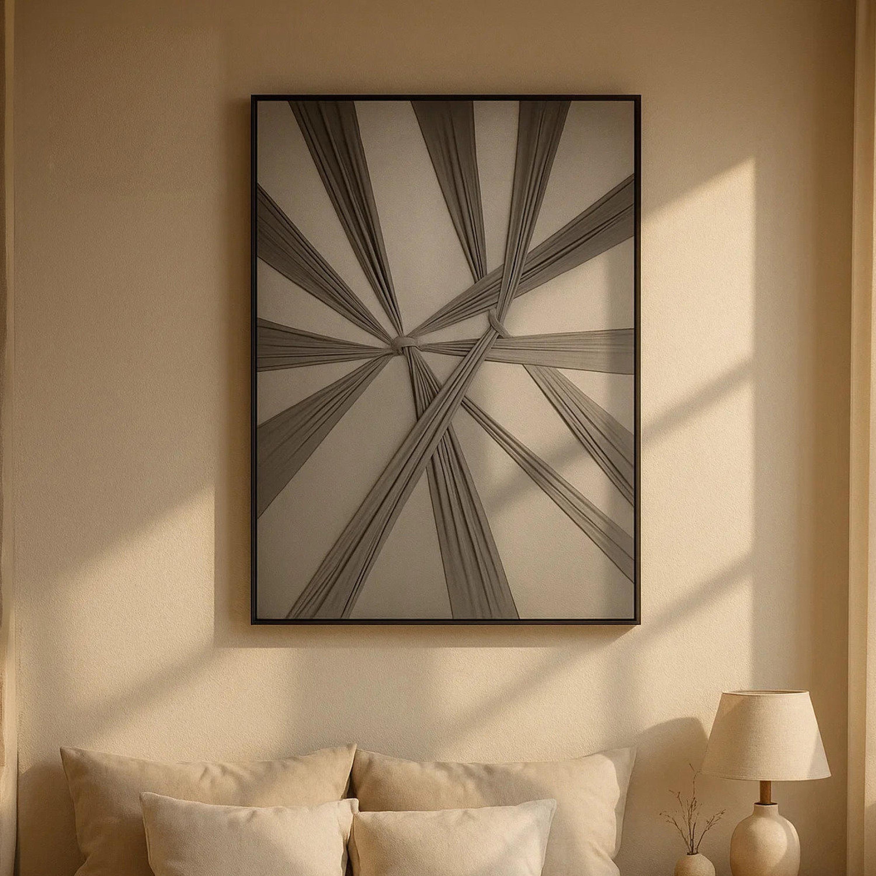 لوحة جدارية فنية بتصميم تجريدي وملمس بارز من قماش الكانفاس باللون الرمادي من ماريا هومز-household-walldecorandmirrors-wallart-image-1