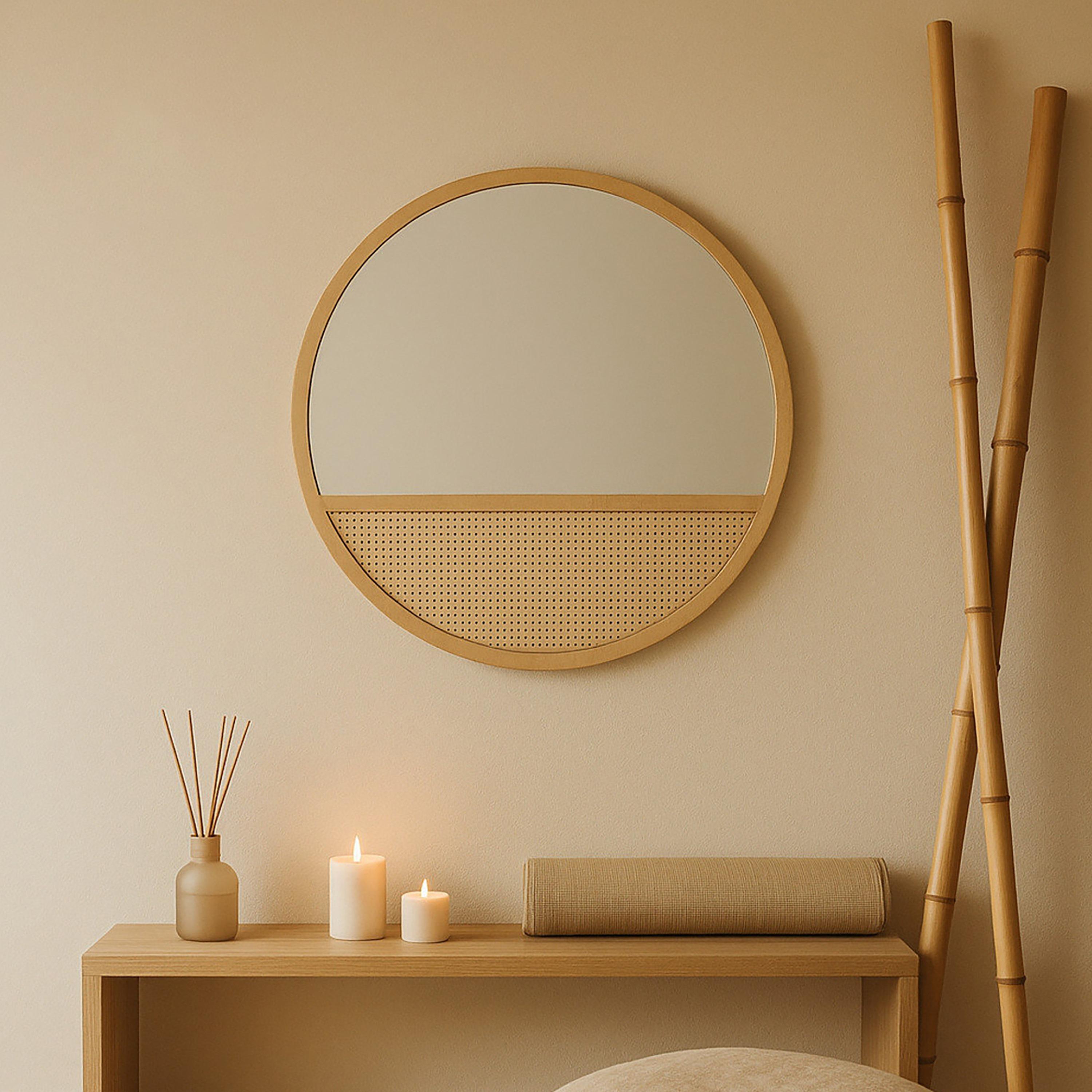 مرآة حائط ديكورية من الزجاج البني والخيزران من ماريا هومز-household-walldecorandmirrors-mirrors-wallmirrors-image-3