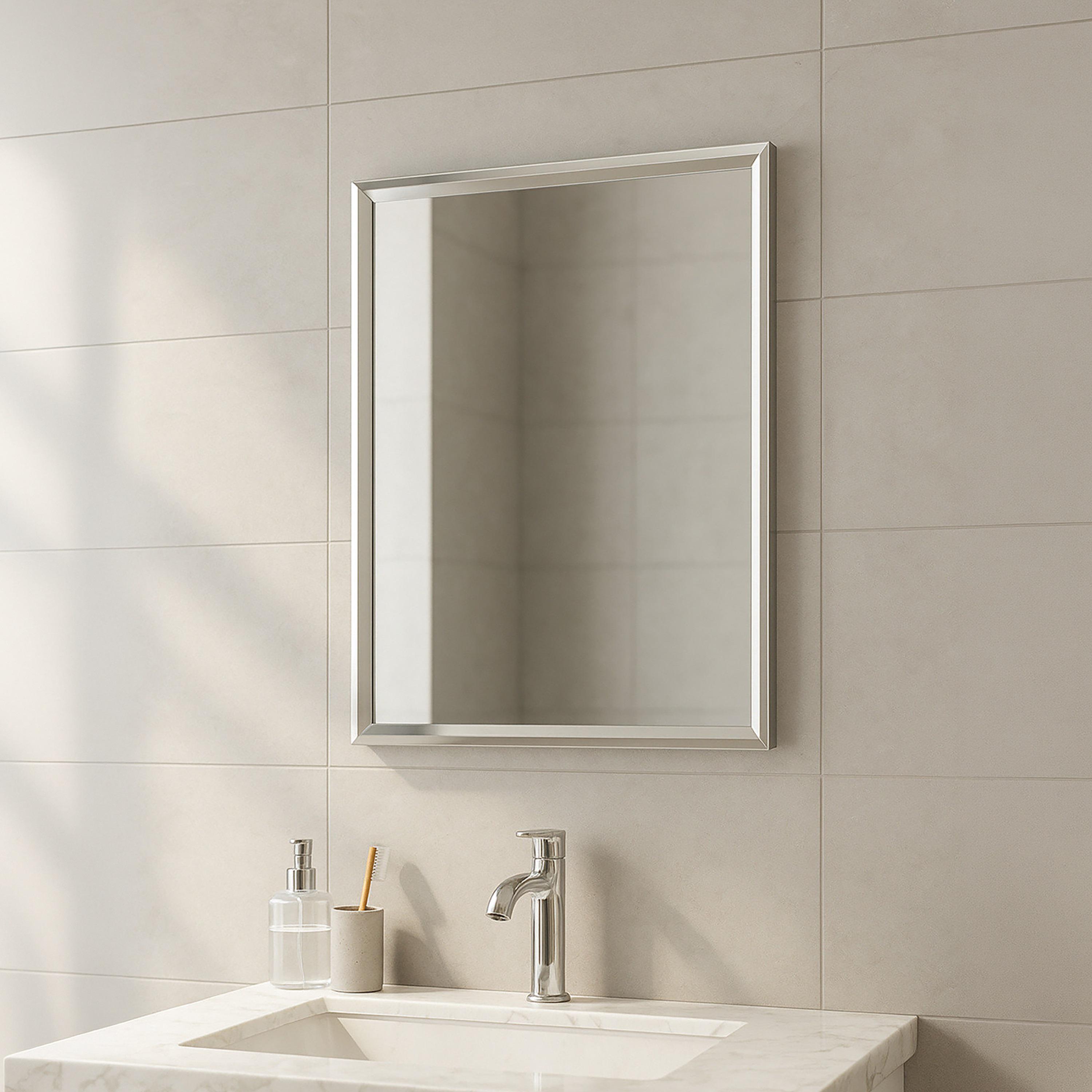 مرآة حائط مربعة من الزجاج الفضي من ماريا هومز-household-walldecorandmirrors-mirrors-wallmirrors-image-1
