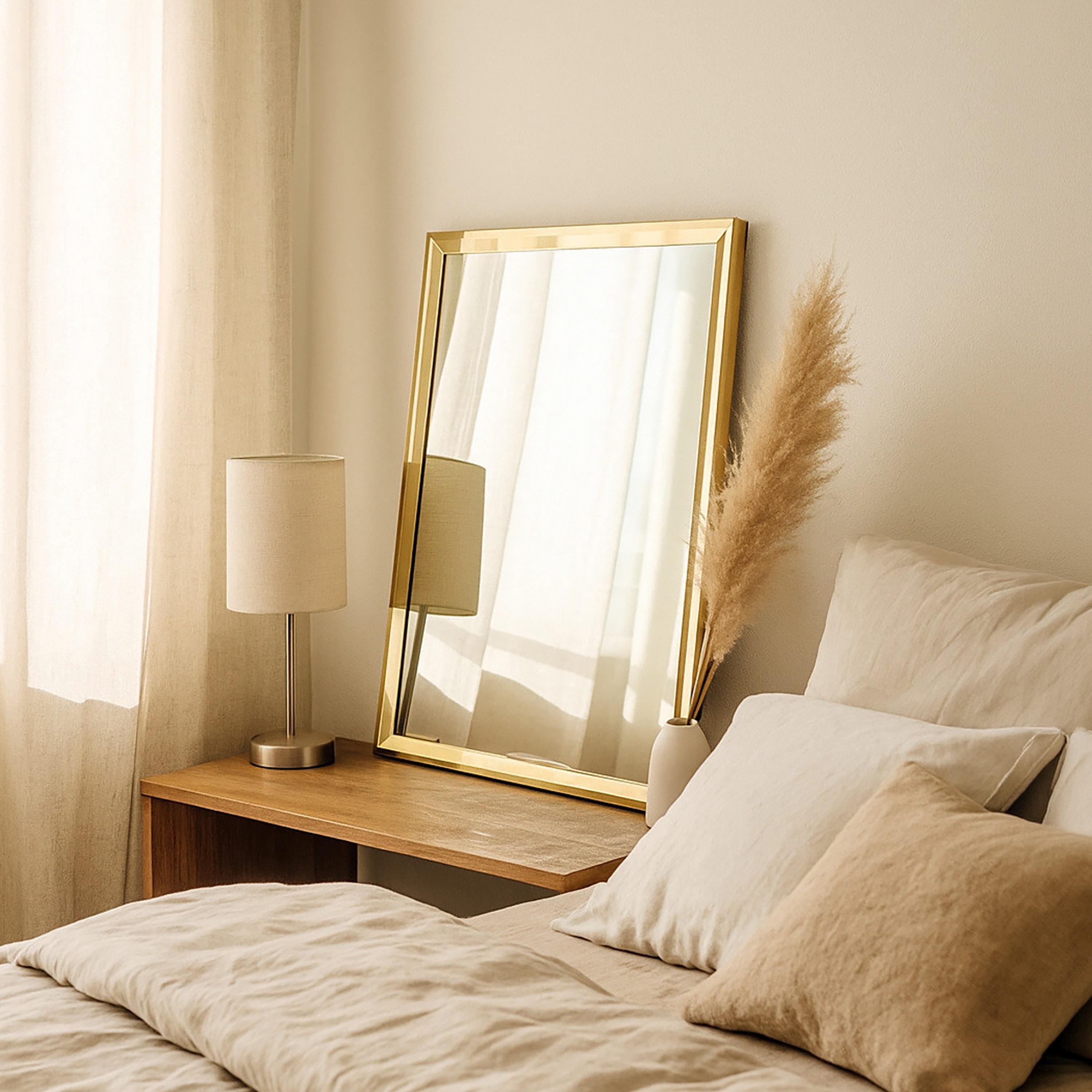 مرآة حائط مستطيلة زجاجية بلون ذهبي من ماريا هومز-household-walldecorandmirrors-mirrors-wallmirrors-image-3