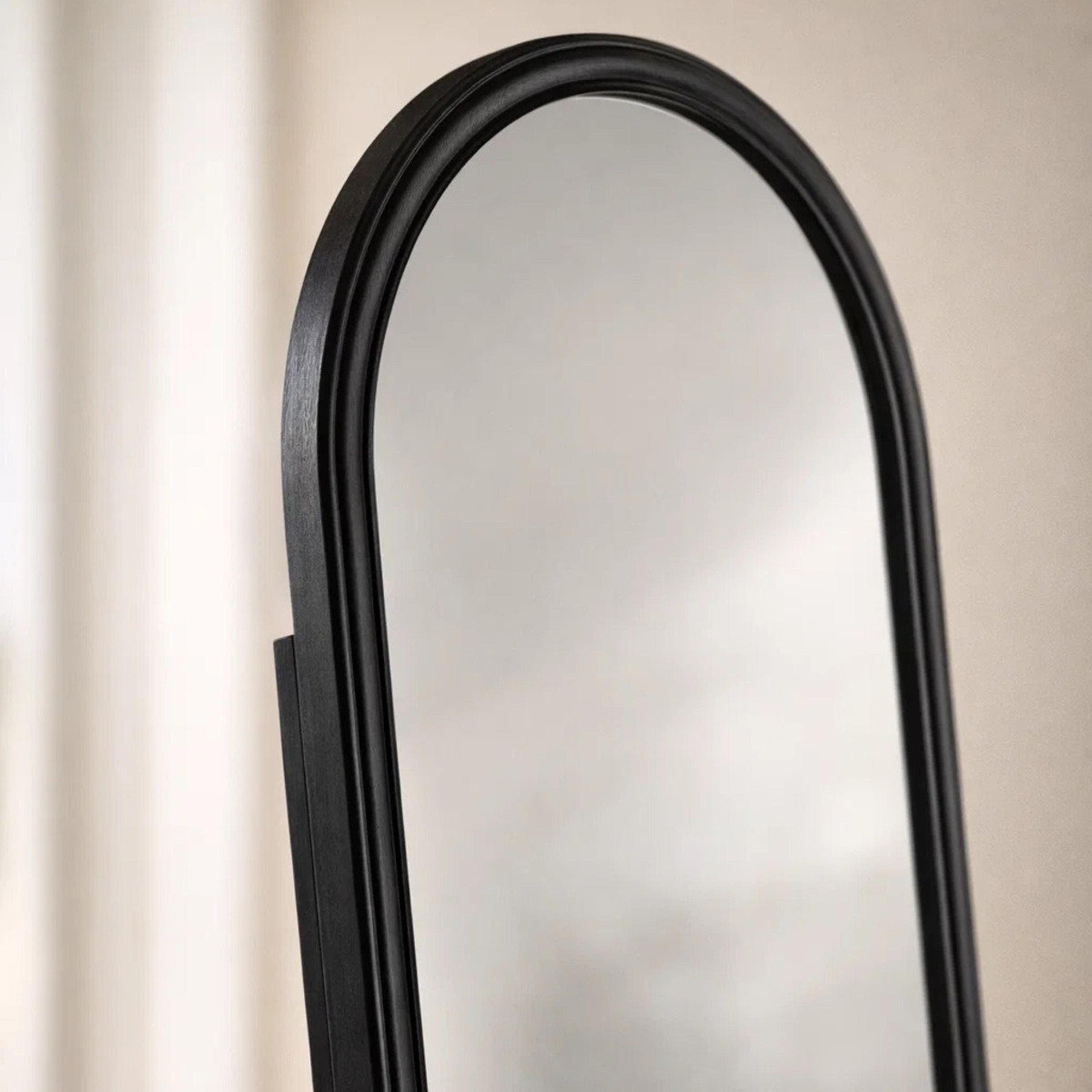 مرآة أرضية زجاجية بتصميم مقوس من ماريا هومز-household-walldecorandmirrors-mirrors-wallmirrors-image-3