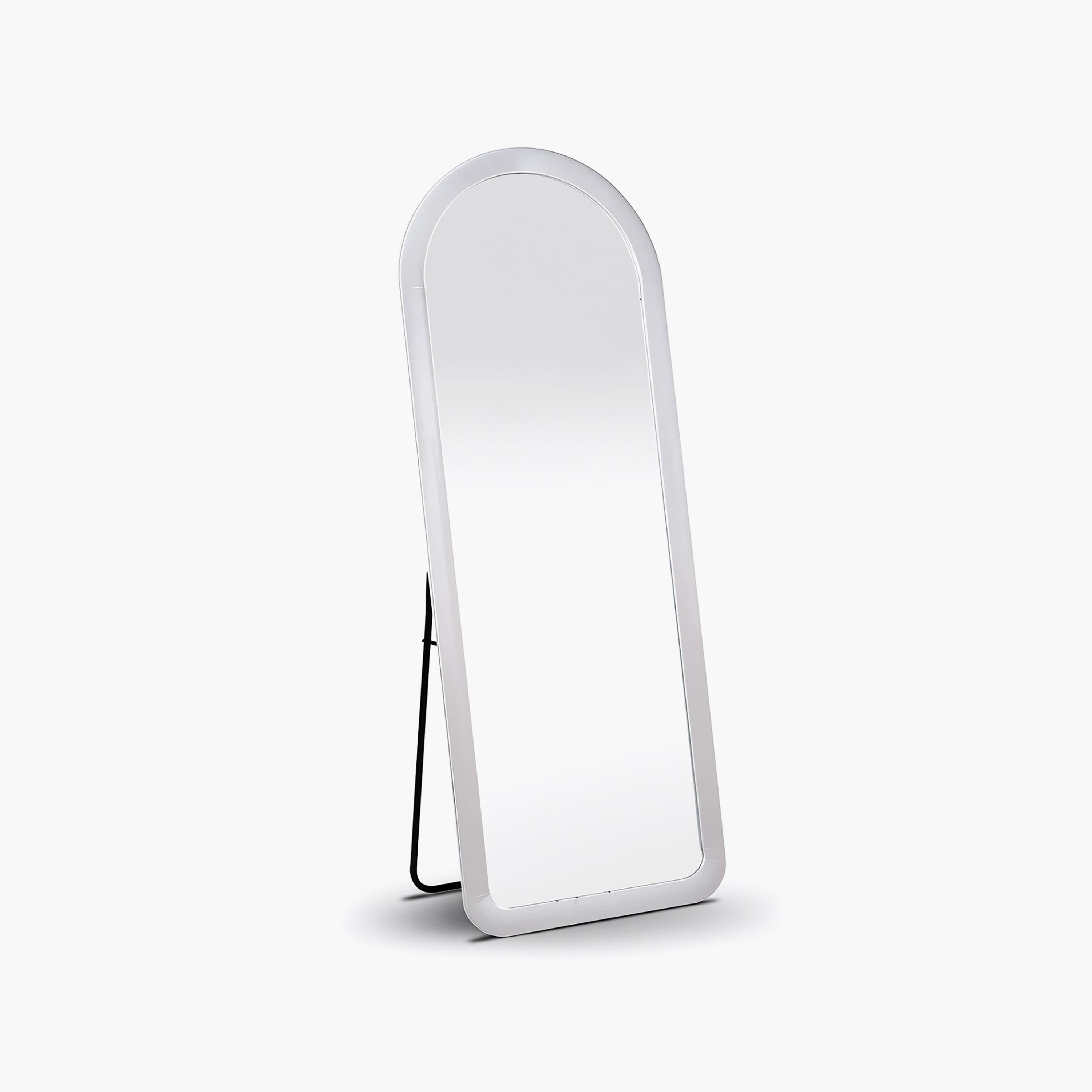 مرآة أرضية بتصميم مقوس من الزجاج الأبيض من ماريا هومز-household-walldecorandmirrors-mirrors-wallmirrors-image-5