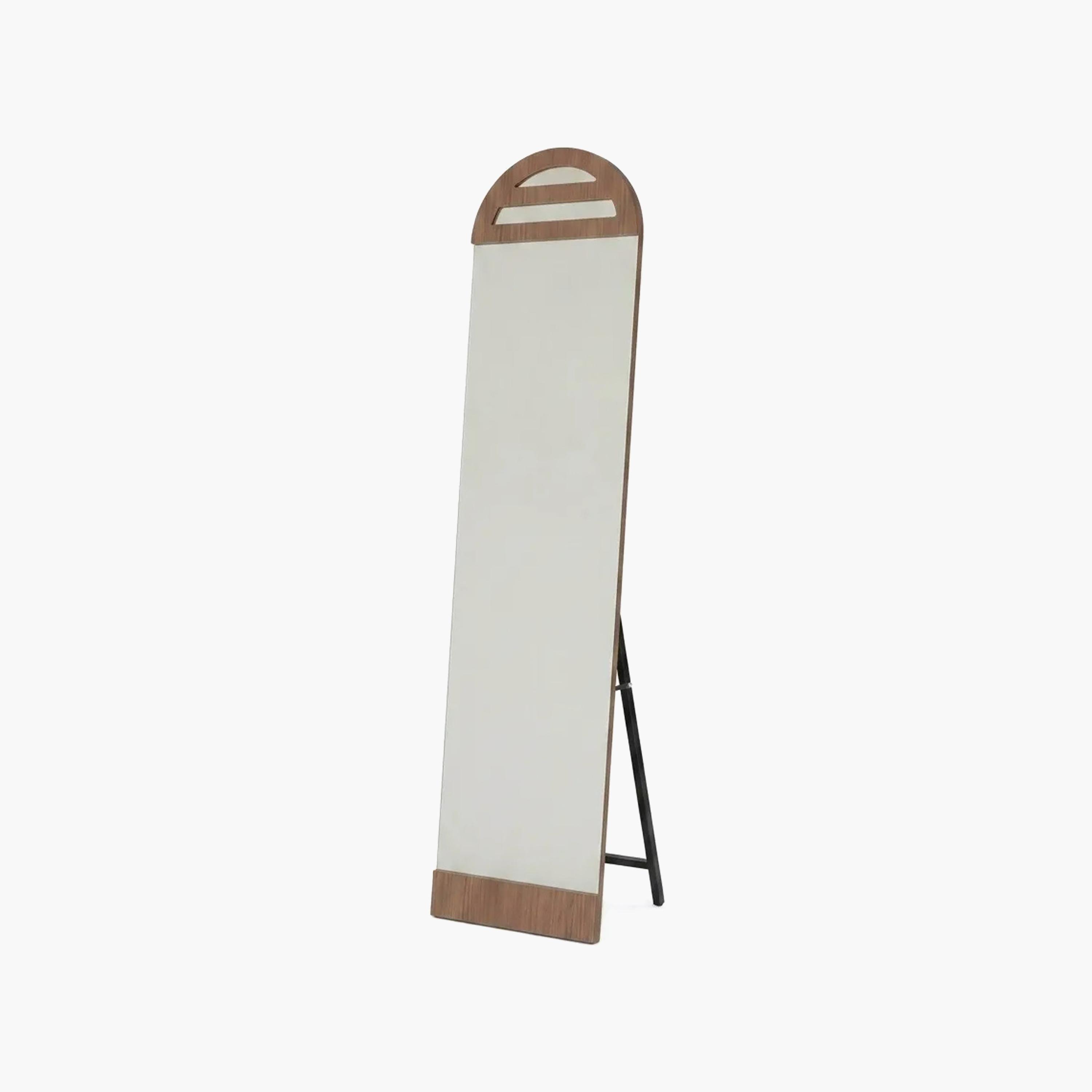 مرآة أرضية زجاجية بتصميم مقوس من ماريا هومز-household-walldecorandmirrors-mirrors-wallmirrors-image-4