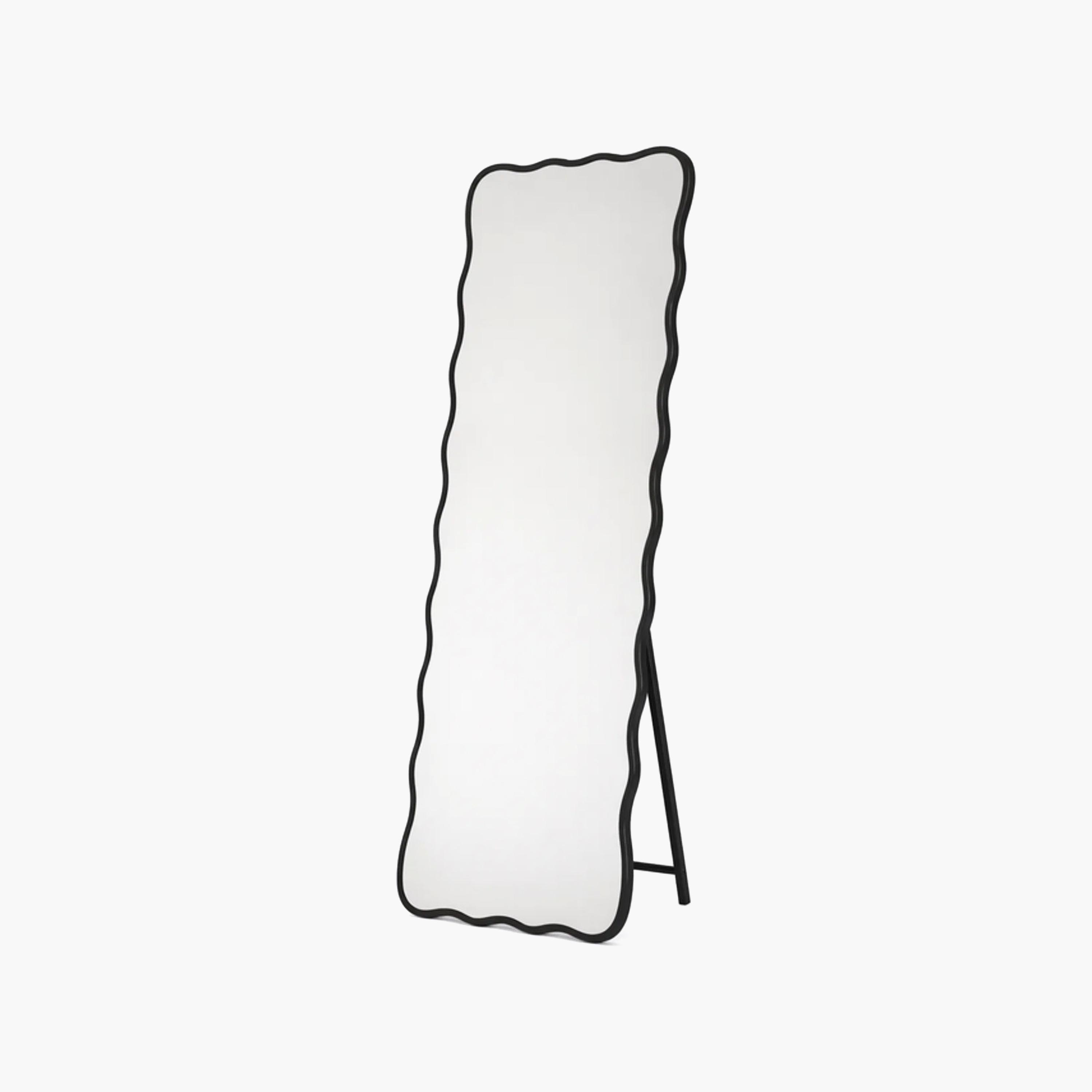 مرآة أرضية بإطار متموج من الزجاج من ماريا هومز-household-walldecorandmirrors-mirrors-wallmirrors-image-4