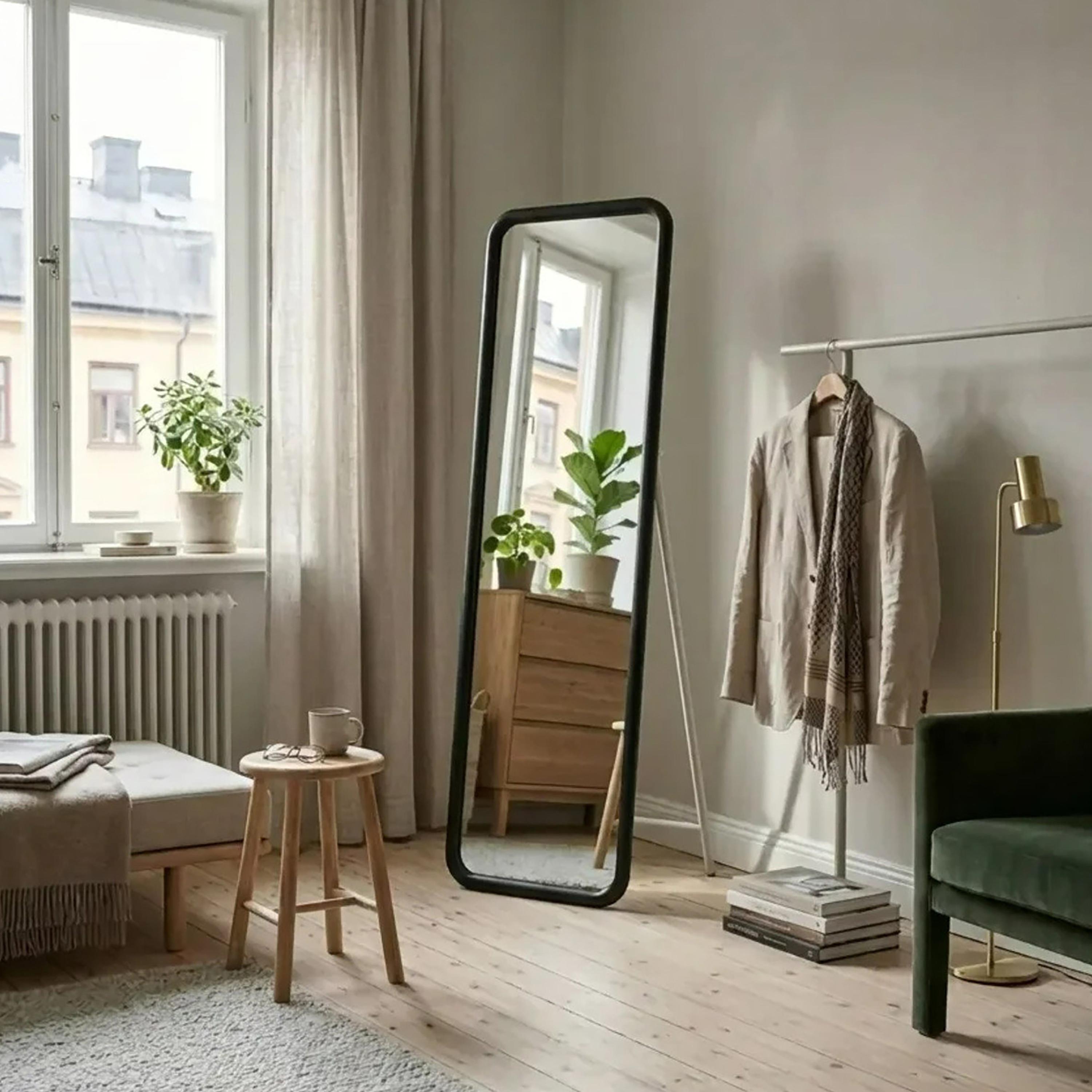 Maria Homes Black Glass Round Floor Mirror-household-walldecorandmirrors-mirrors-wallmirrors-image-3