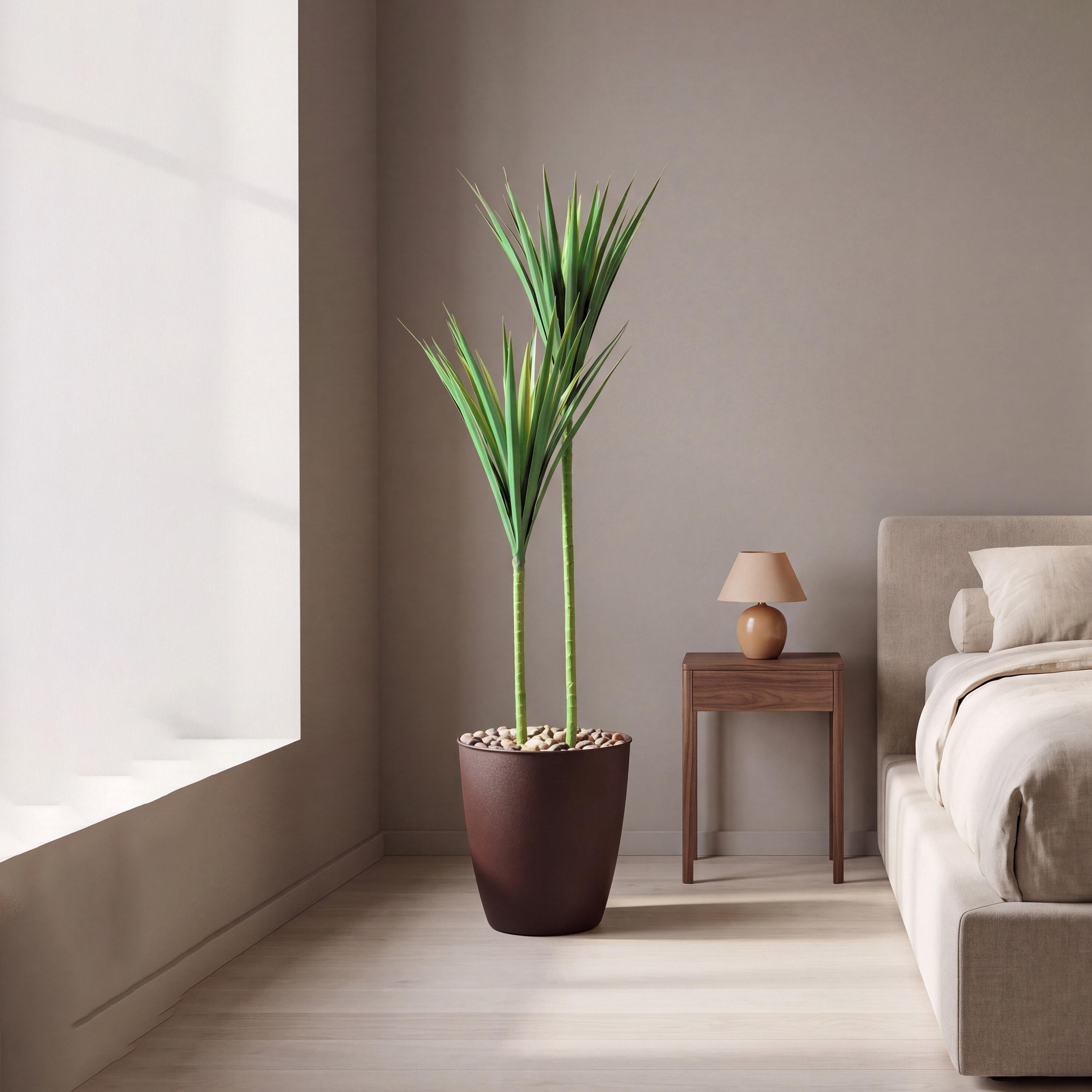 نبتة يوكا صناعية بأصيص من ماريا هومز-household-gardenandoutdoor-artificialflowersandplants-flowers-image-1