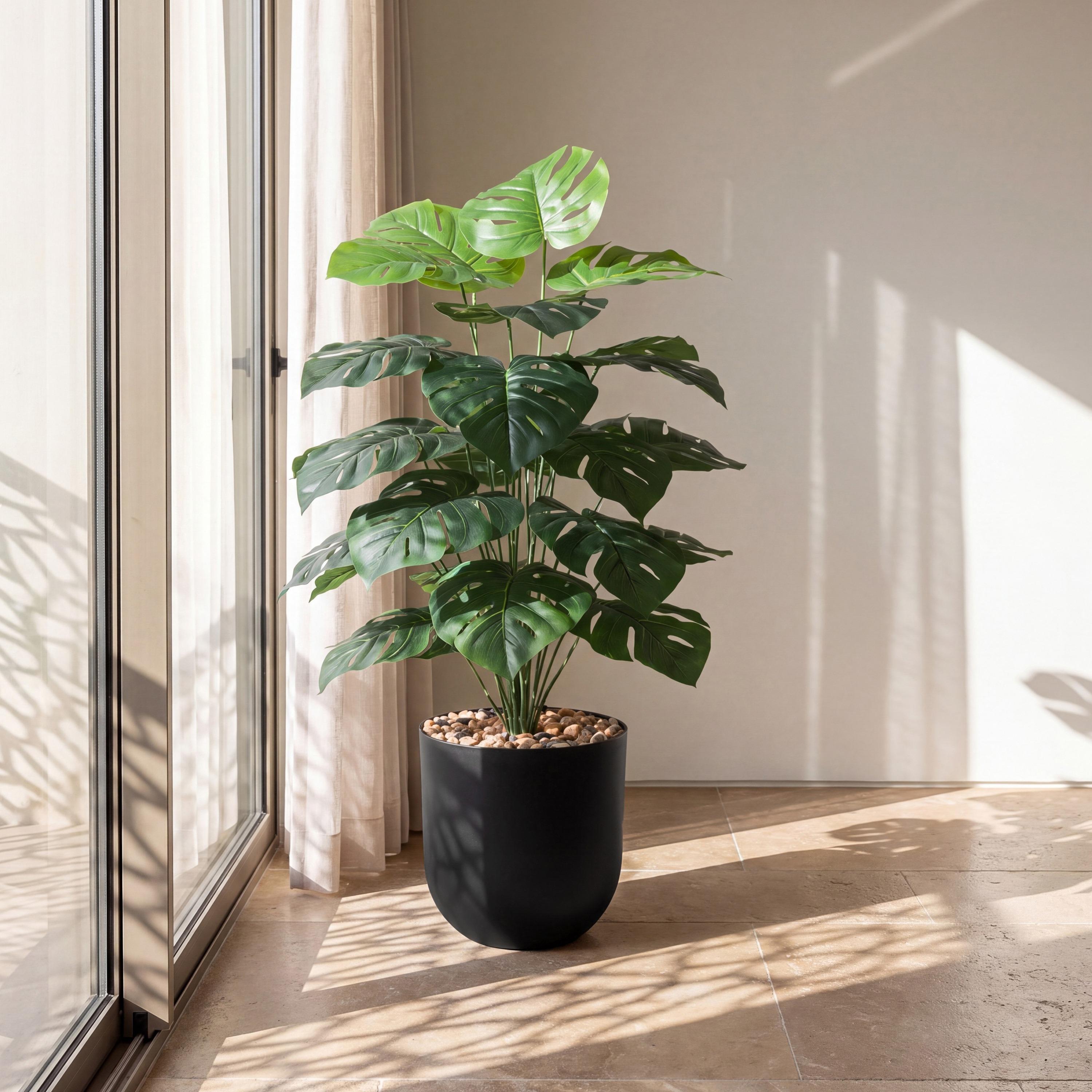 نبات مونستيرا صناعي في أصيص من ماريا هومز-household-gardenandoutdoor-artificialflowersandplants-flowers-image-1