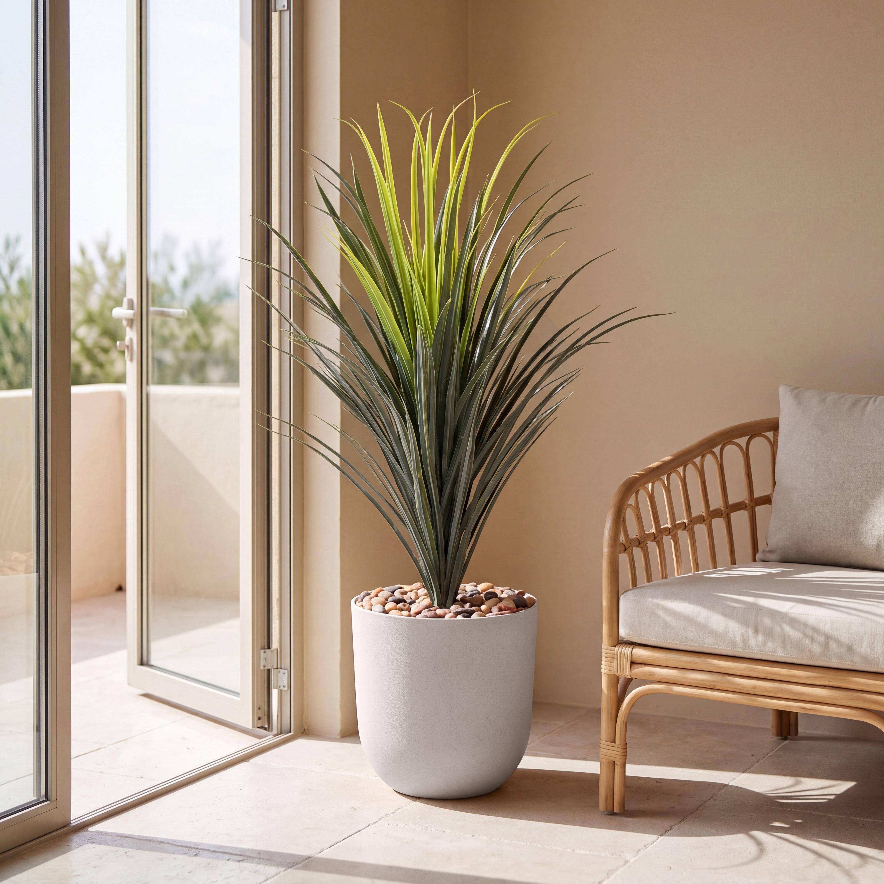 نبتة يوكا صناعية بأصيص من ماريا هومز-household-gardenandoutdoor-artificialflowersandplants-flowers-image-1