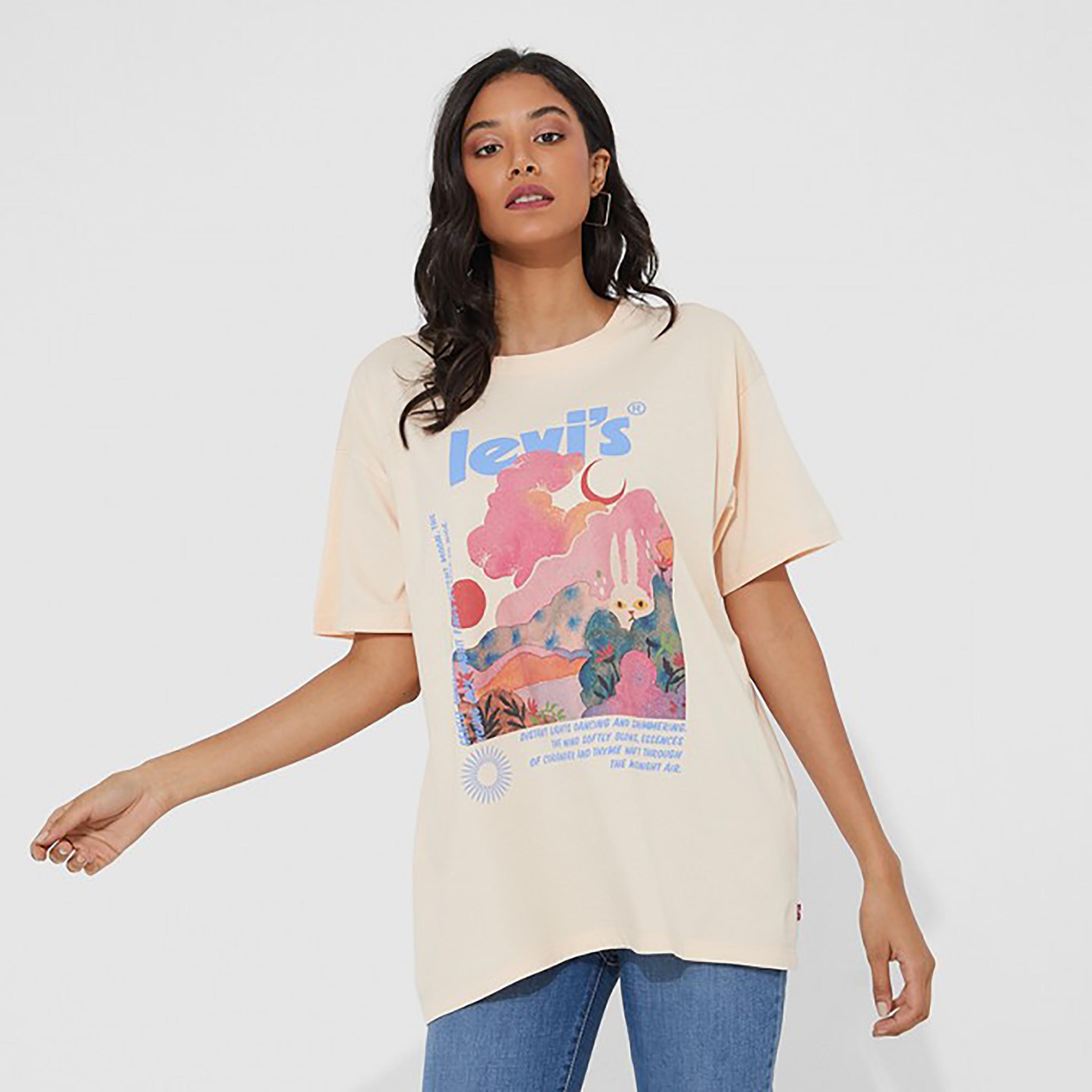 Levi's Graphic Crew Neck Short Sleeves T-Shirt-women-clothing-tshirts-image-1