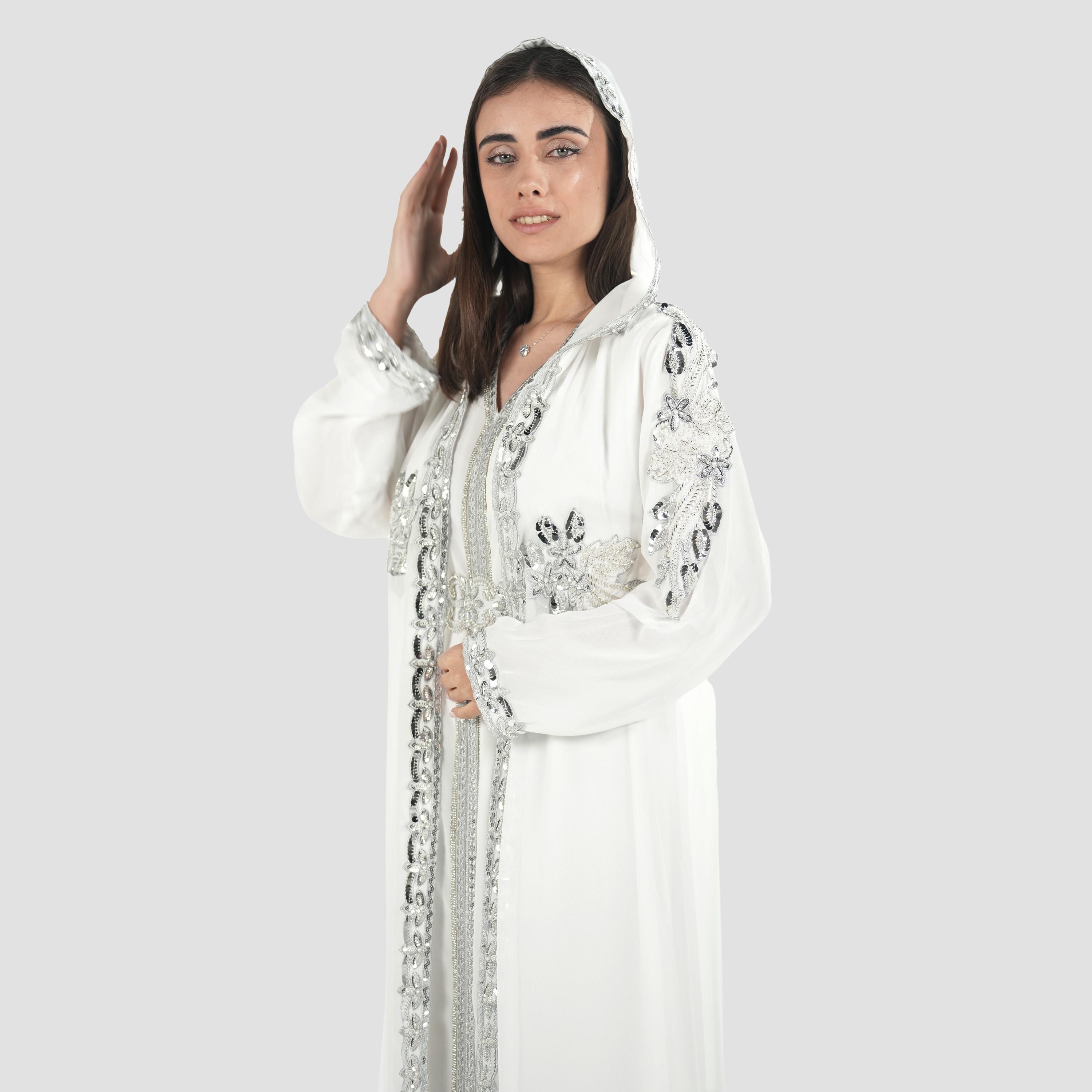 جلابية مغربية نسائية بخرز وغطاء رأس وحزام قماش كريب من البنت الشرقية-women-arabicclothing-jalabiyas-image-4