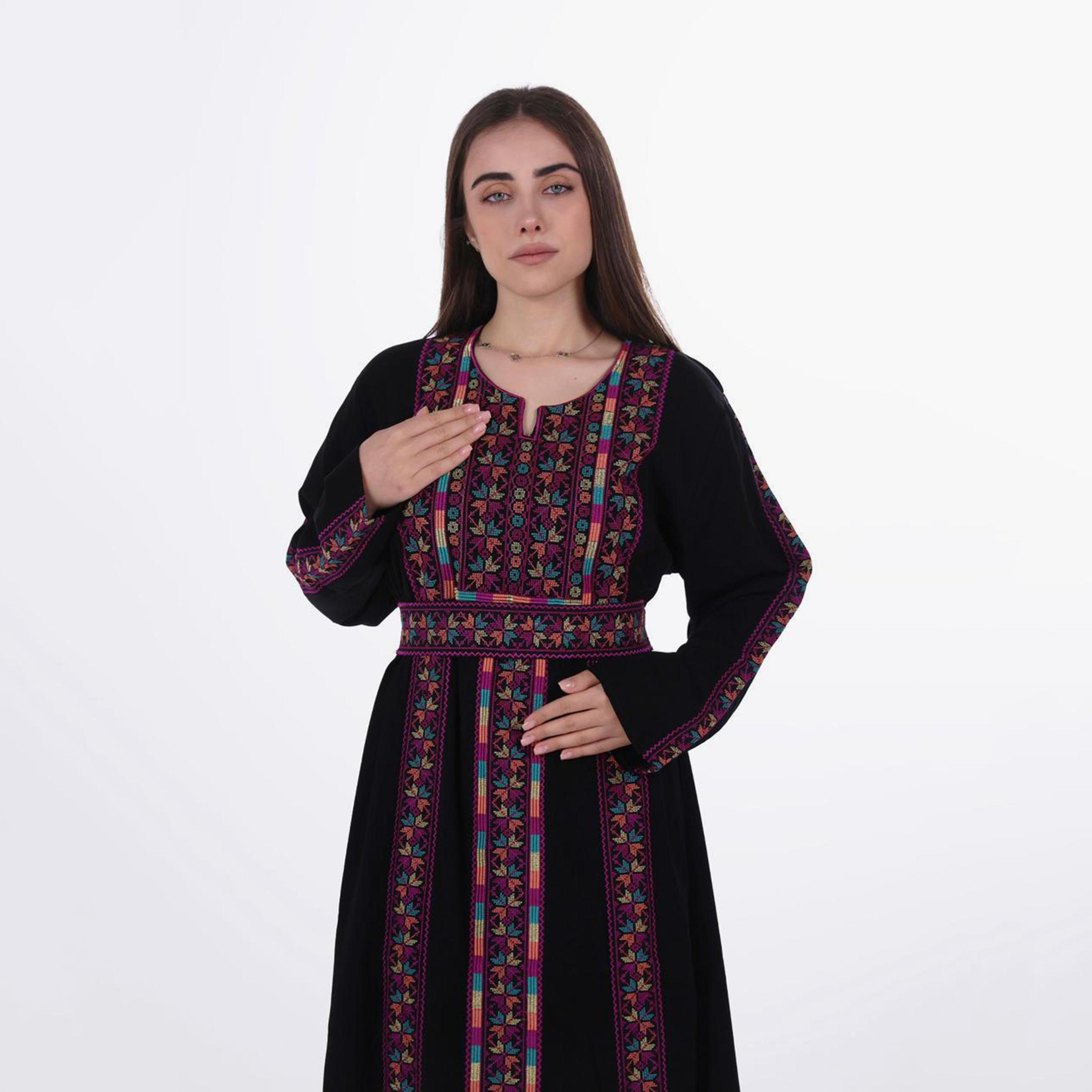 جلابية نسائية بتطريز فلاحي وحزام قماش كريب من البنت الشرقية-women-arabicclothing-jalabiyas-image-2