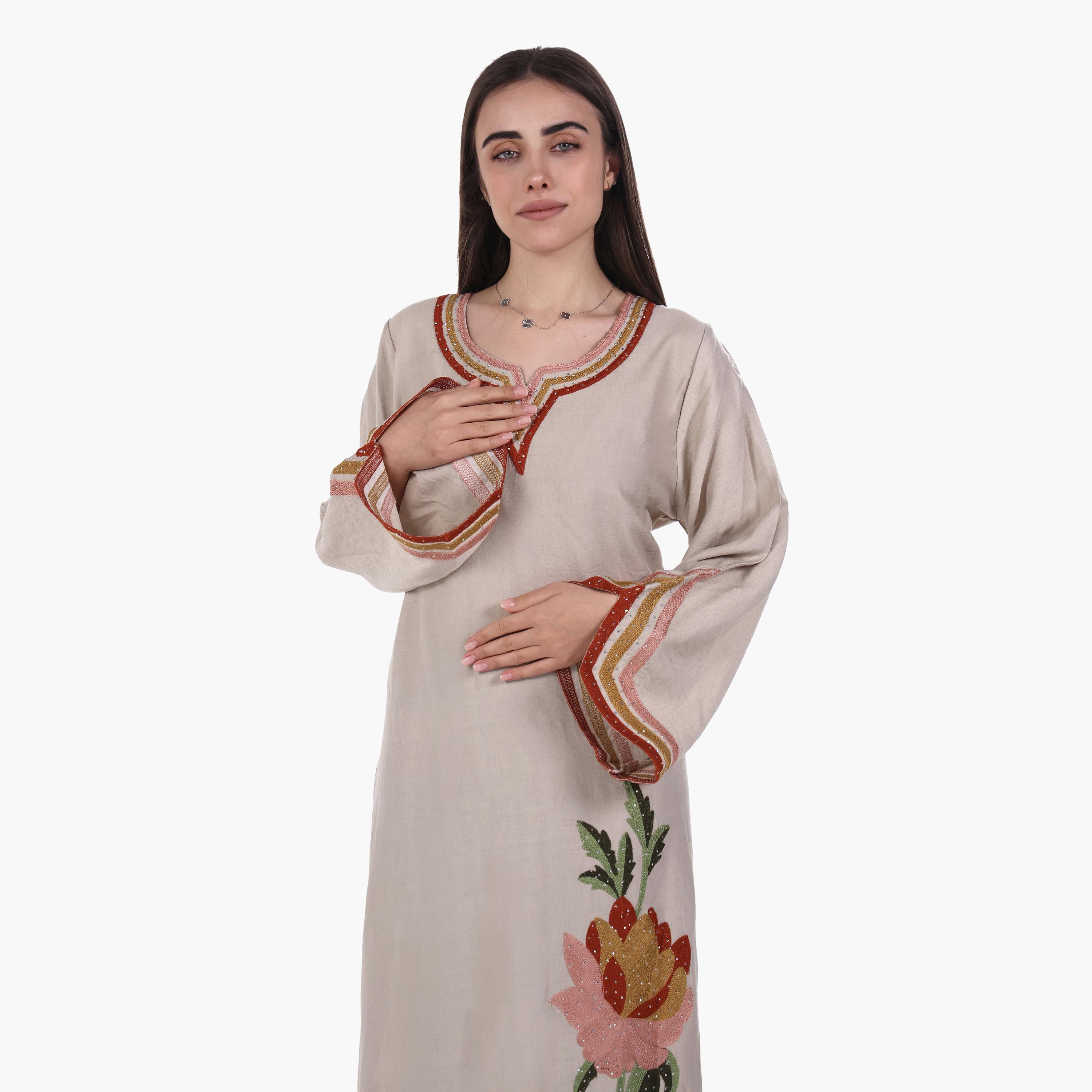 AL BENT AL SHARQIEH Floral Embroidered Flared Sleeves Linen Women's Mukhawar Jalabiya-women-arabicclothing-jalabiyas-image-2