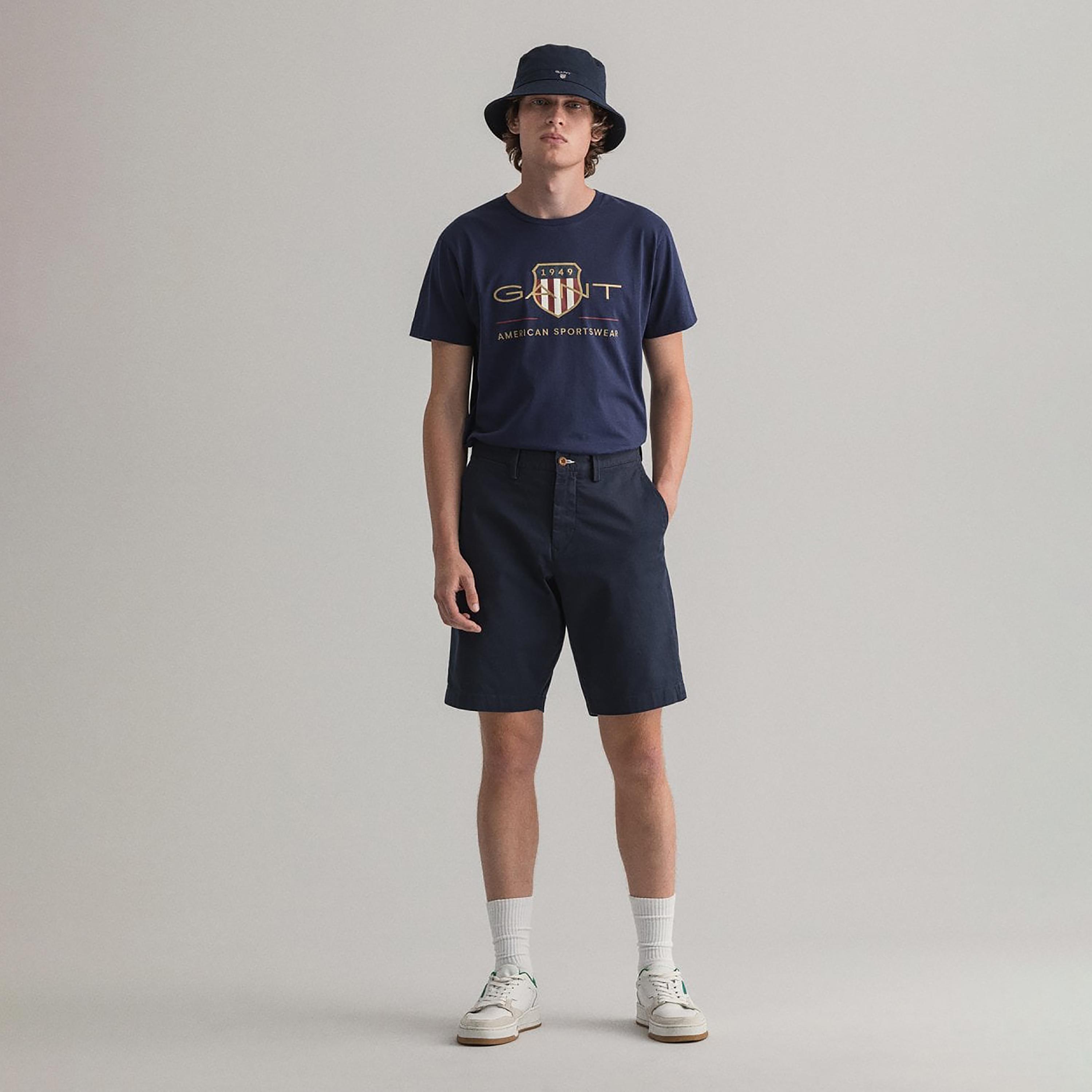 Gant Plain Mid-Rise Button Closure Shorts-men-clothing-bottoms-shorts-image-2