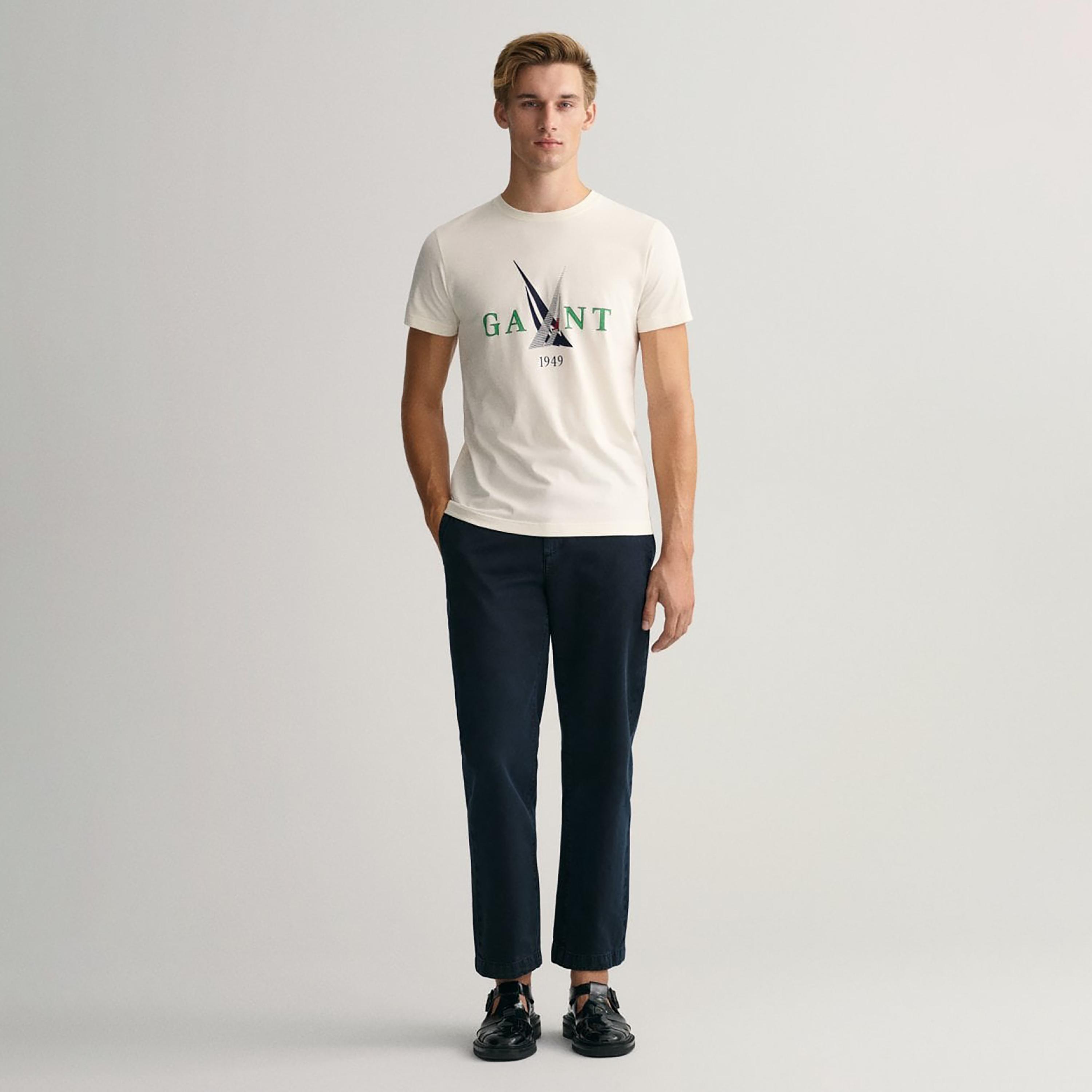 تي-شيرت جانت جرافيك بياقة دائرية وأكمام قصيرة-men-clothing-tshirtsandpolos-tshirts-image-2
