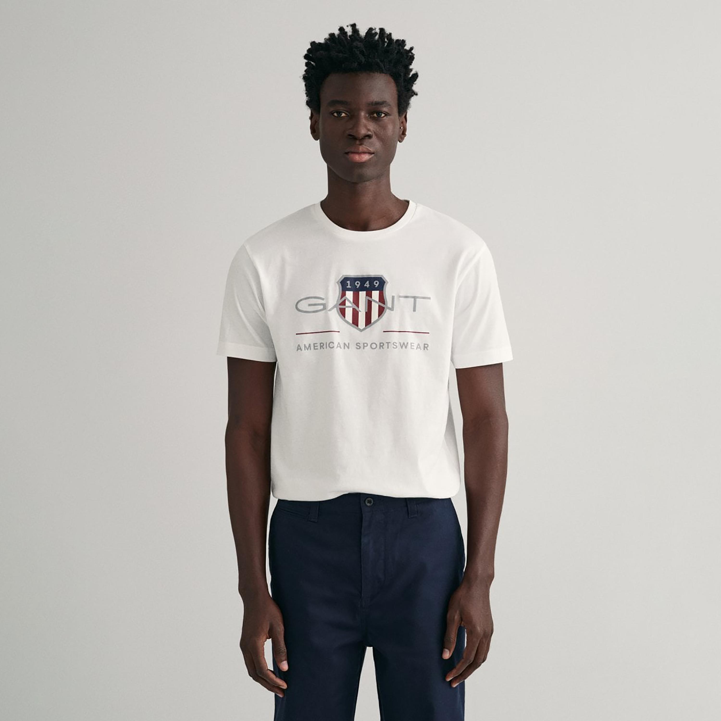 تي-شيرت من جانت لوجو طباعة طاقم الرقبة بأكمام قصيرة ورقبة دائرية-men-clothing-tshirtsandpolos-tshirts-image-1