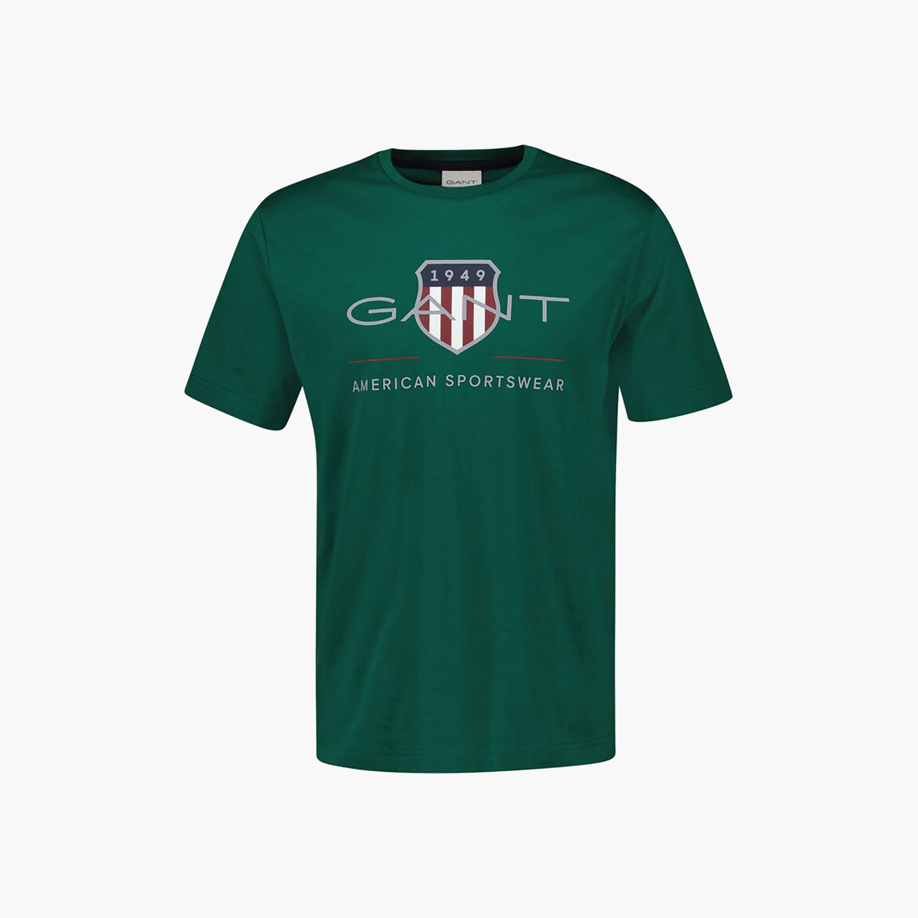 تي شيرت رجالي بأكمام قصيرة وياقة مستديرة وطبعة شعار Gant Shield-men-clothing-tshirtsandpolos-tshirts-image-10