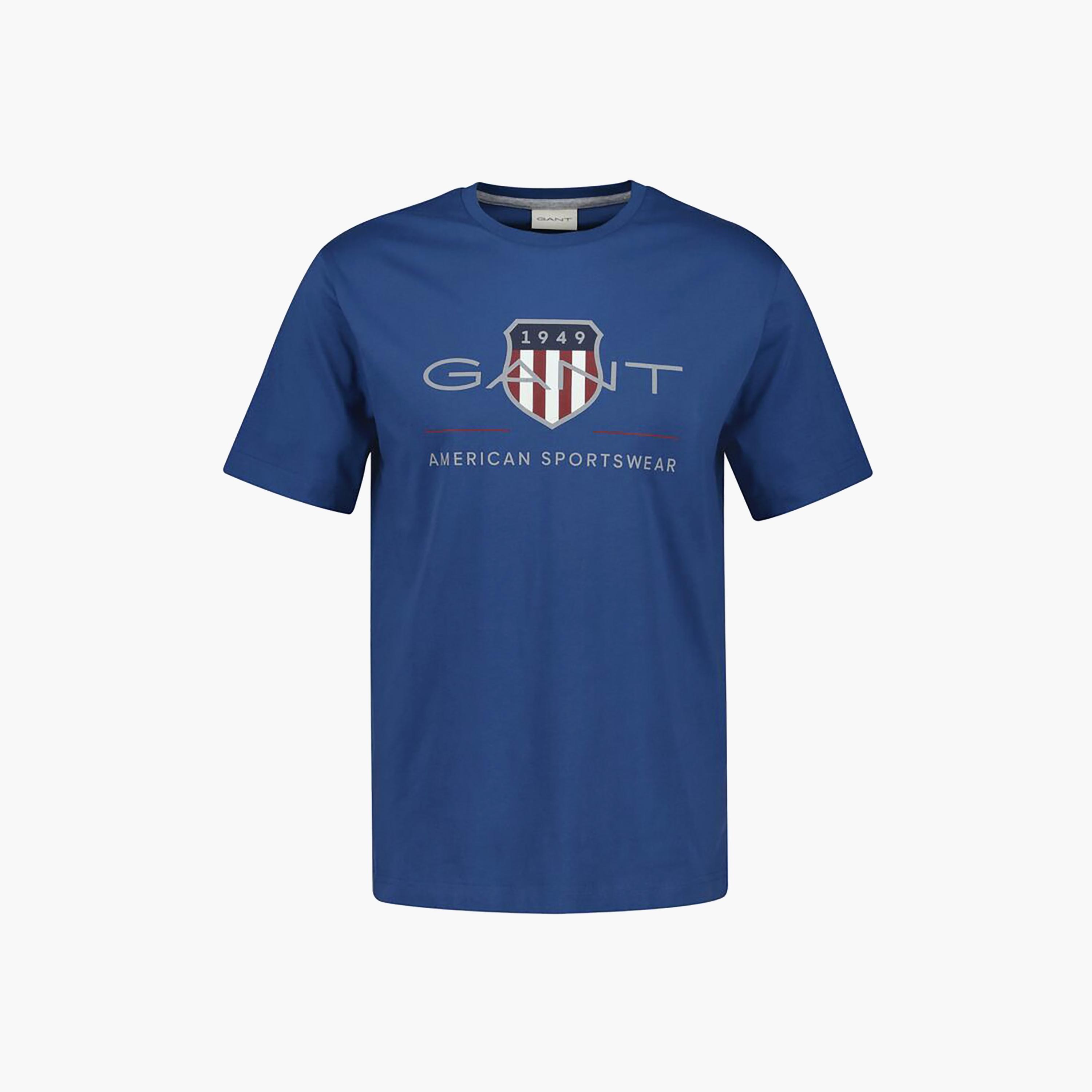 تي شيرت رجالي بأكمام قصيرة وياقة مستديرة وطبعة شعار Gant Shield-men-clothing-tshirtsandpolos-tshirts-image-12