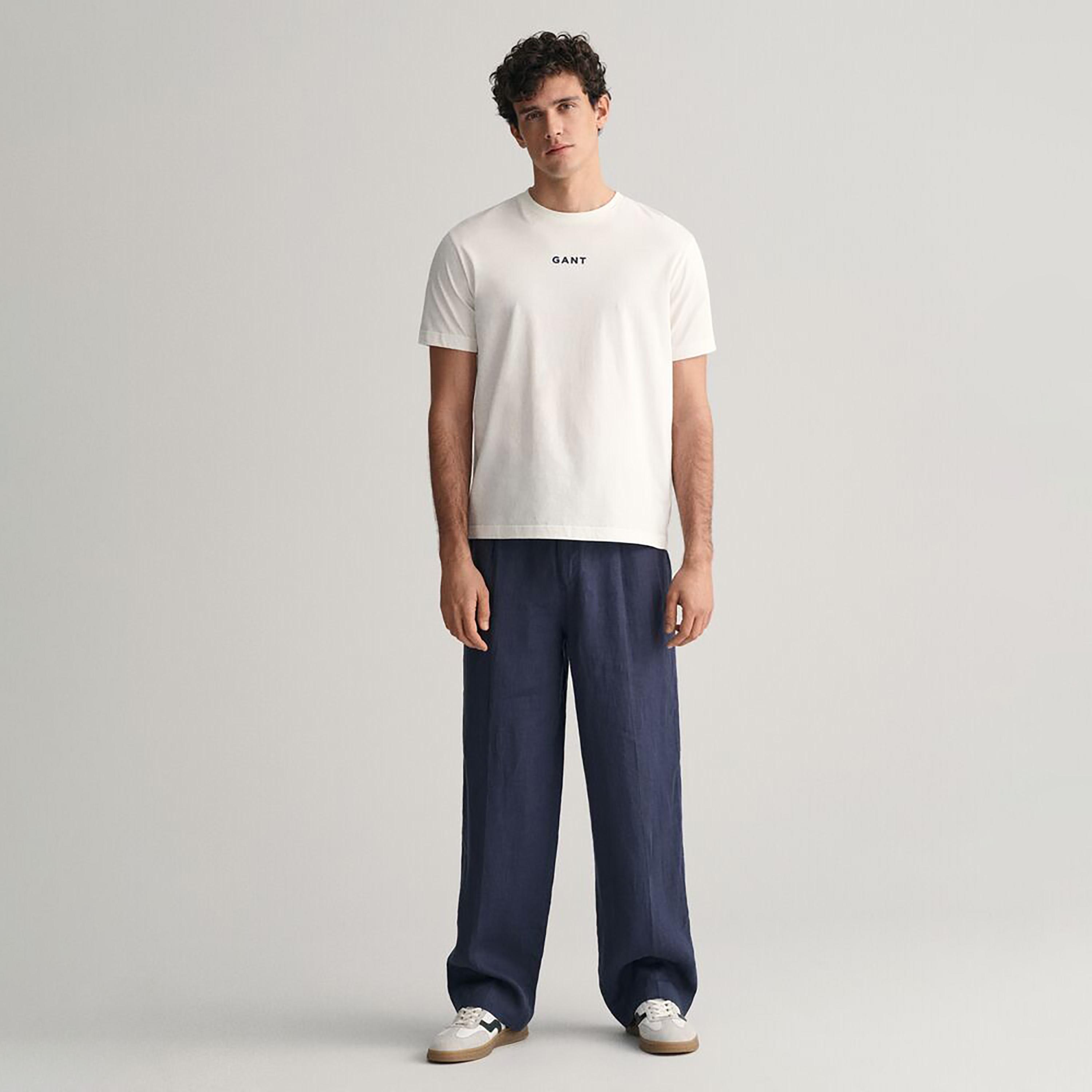تي شيرت رجالي بأكمام قصيرة ورقبة مستديرة وشعار صغير من Gant-men-clothing-tshirtsandpolos-tshirts-image-2
