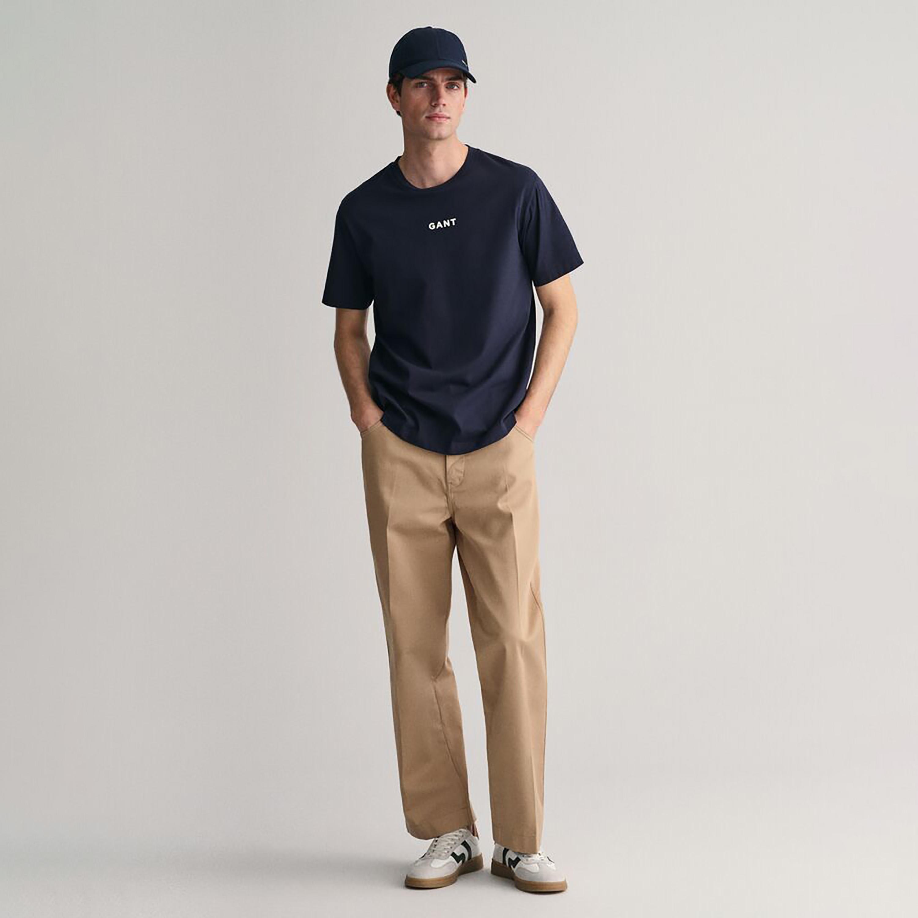 تي شيرت رجالي بأكمام قصيرة ورقبة مستديرة وشعار صغير من Gant-men-clothing-tshirtsandpolos-tshirts-image-7