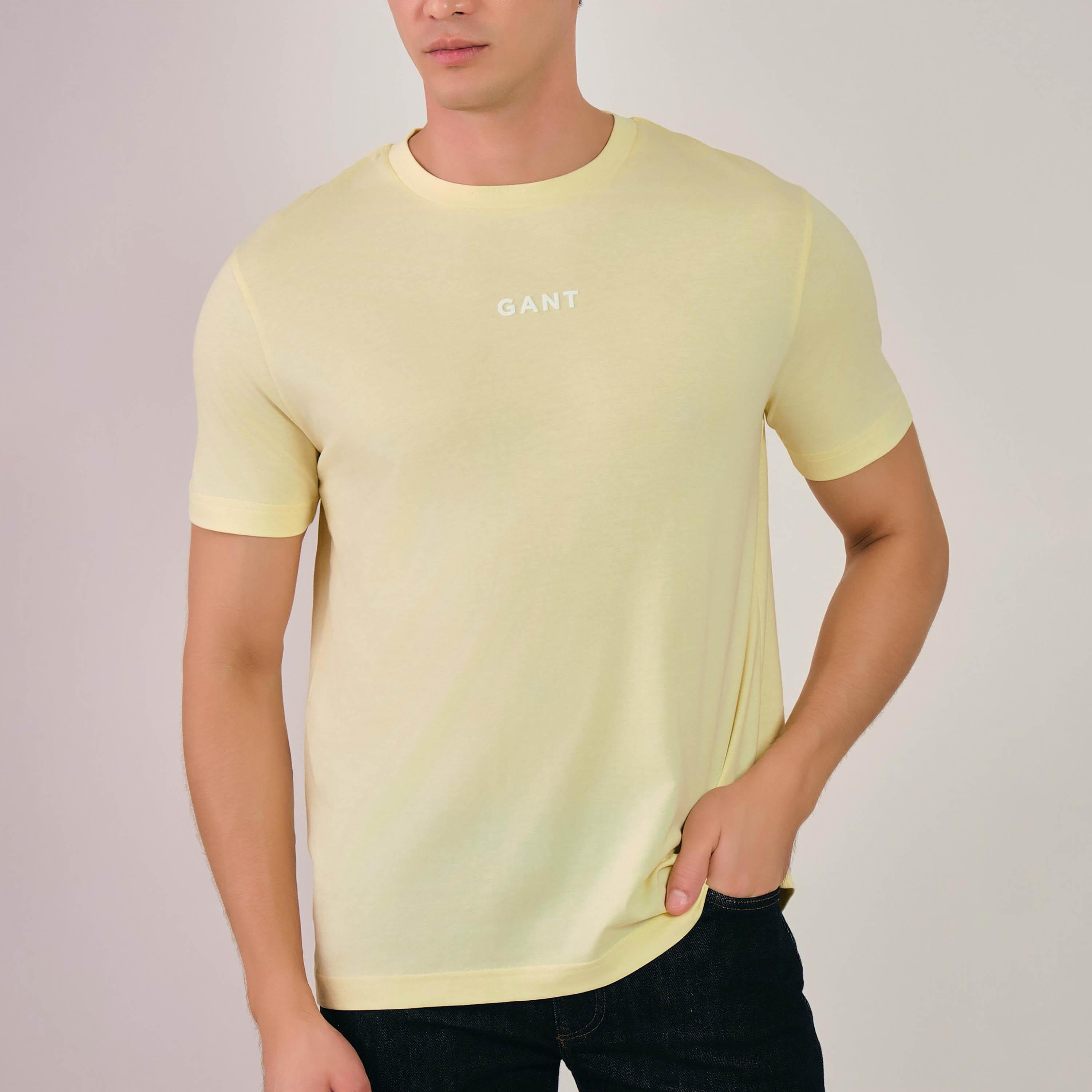 تي شيرت رجالي بأكمام قصيرة ورقبة مستديرة وشعار صغير من Gant-men-clothing-tshirtsandpolos-tshirts-image-24