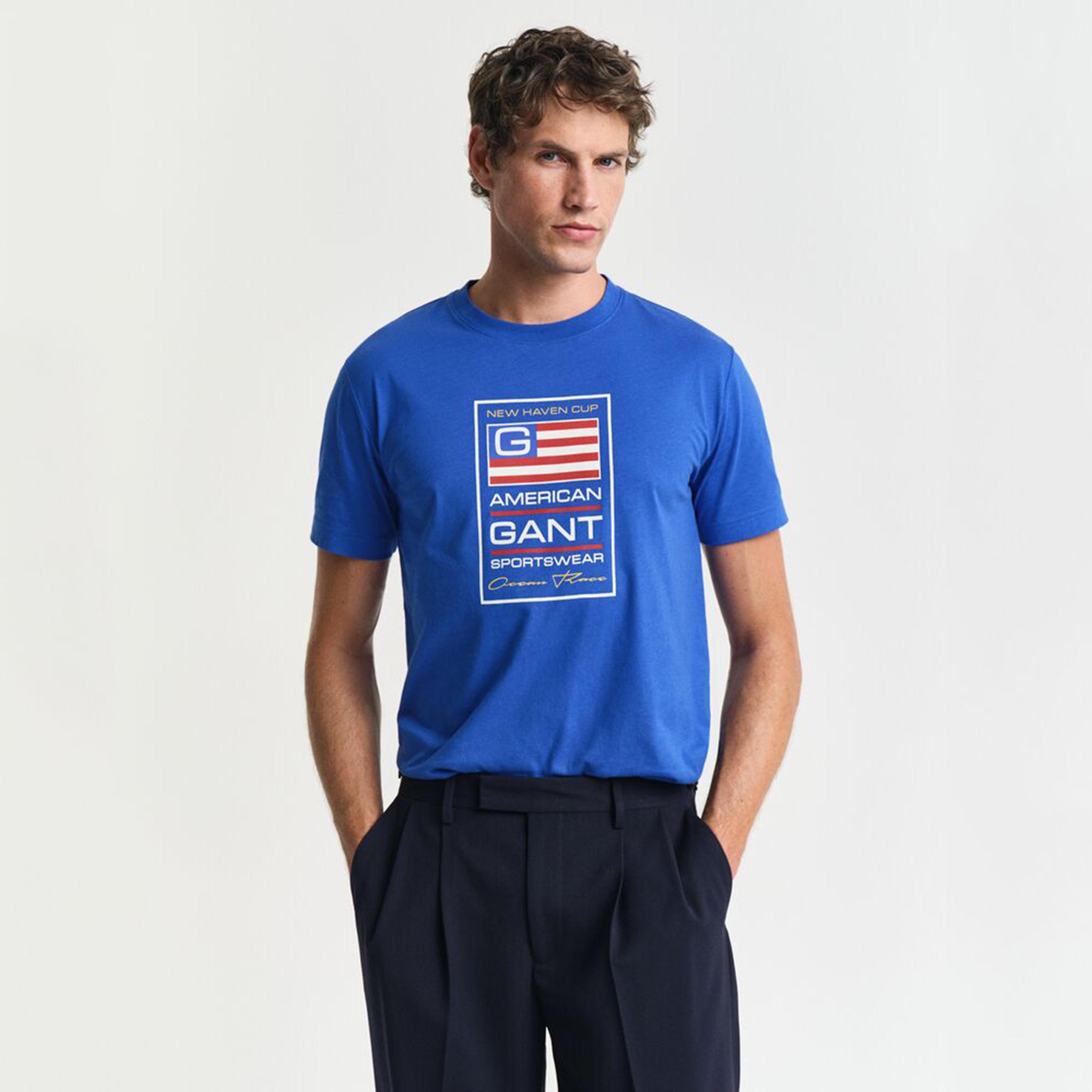 تيشيرت رجالي بياقة دائرية وأكمام قصيرة وطبعة جرافيك من جانت.-men-clothing-tshirtsandpolos-tshirts-image-1