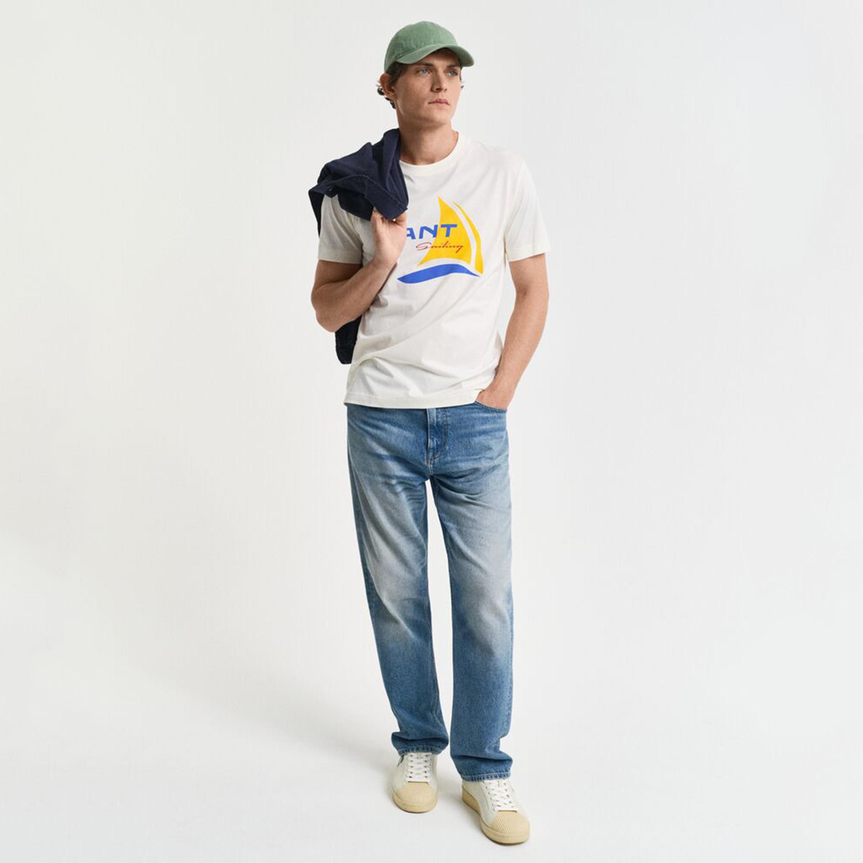 تيشيرت رجالي بياقة دائرية وأكمام قصيرة وطبعة جرافيك من جانت.-men-clothing-tshirtsandpolos-tshirts-image-2