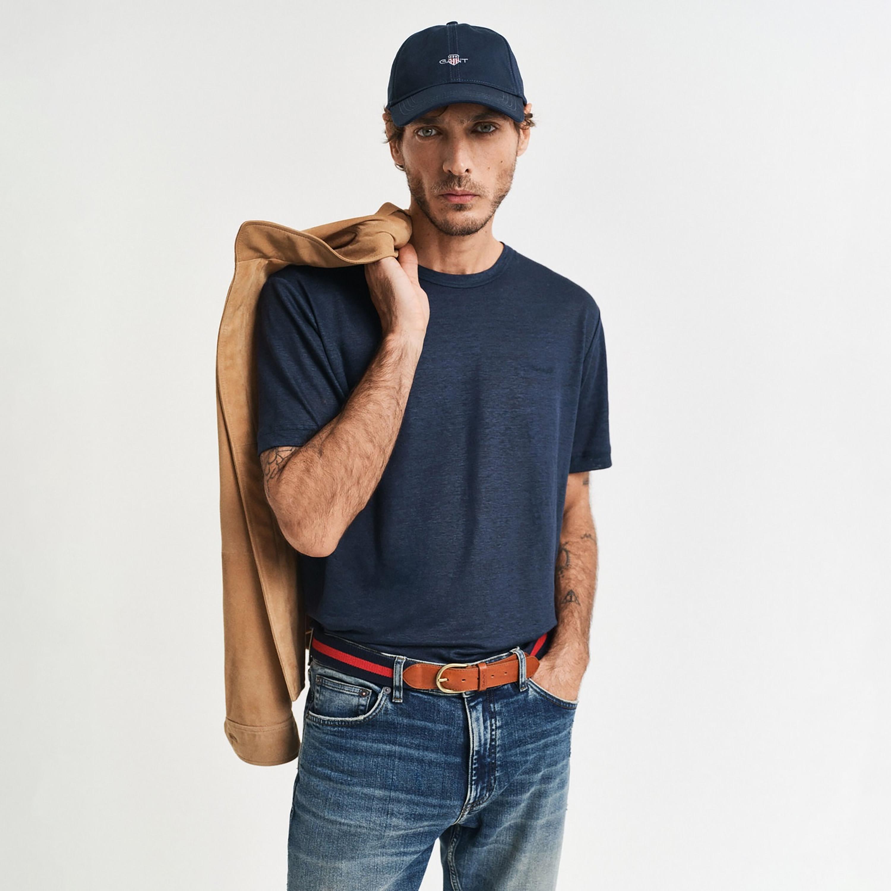تيشرت كتان رجالي سادة بياقة مستديرة وأكمام قصيرة من غانت-men-clothing-tshirtsandpolos-tshirts-image-1