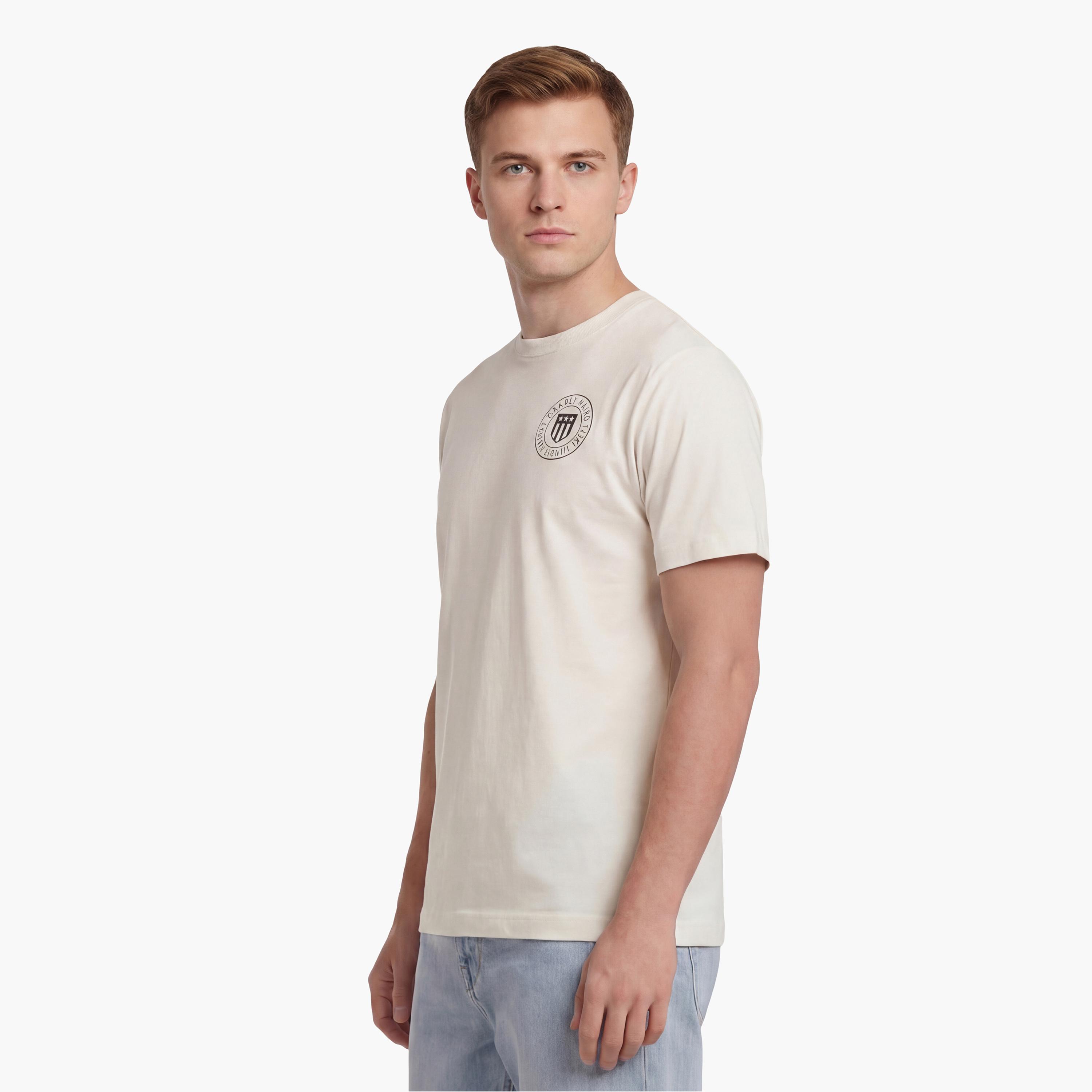تيشيرت رجالي بياقة دائرية وأكمام قصيرة وطبعة جرافيك من جانت.-men-clothing-tshirtsandpolos-tshirts-image-3
