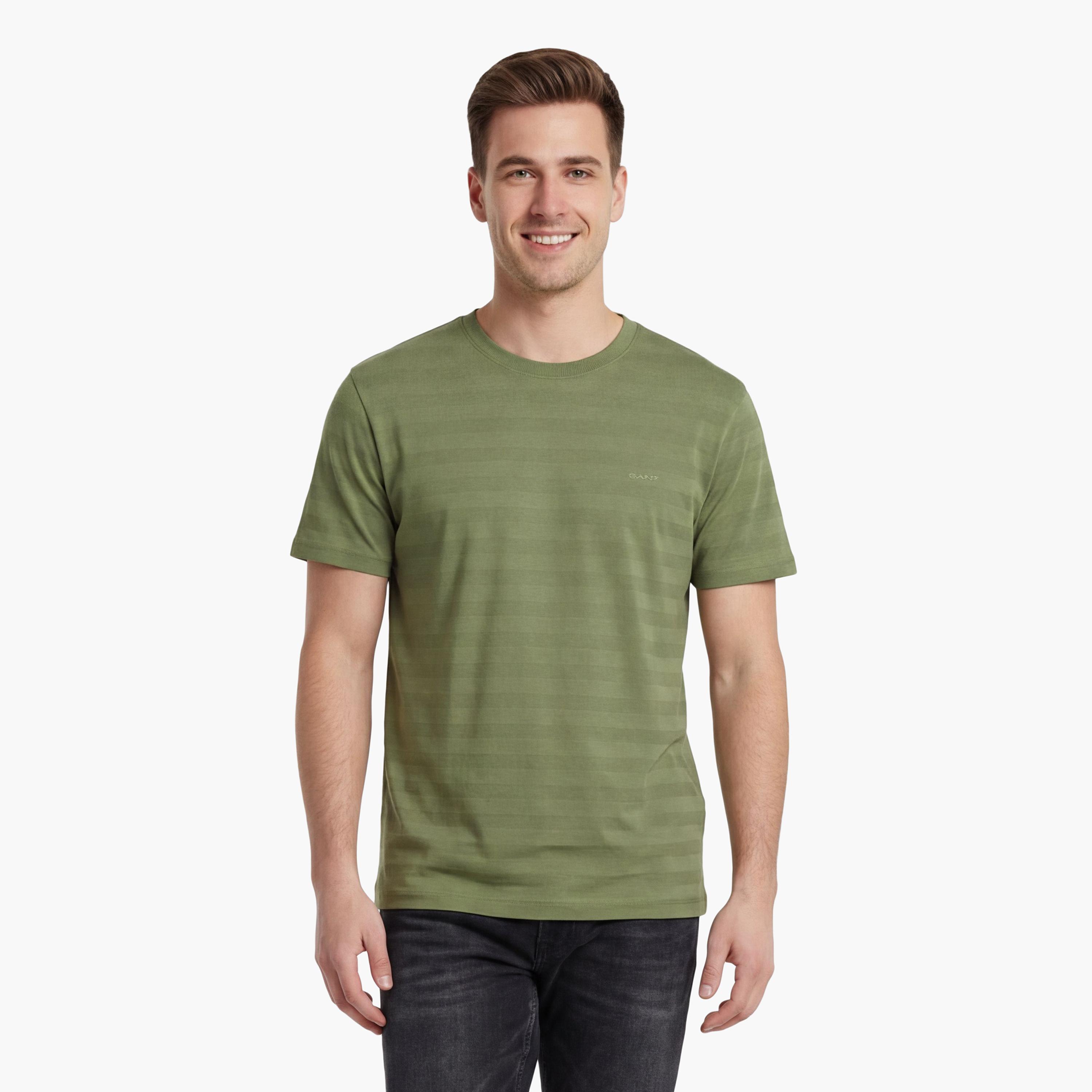 تي شيرت رجالي بأكمام قصيرة وياقة "كرو نيك" بتصميم مخطط بارز من جانت-men-clothing-tshirtsandpolos-tshirts-image-13