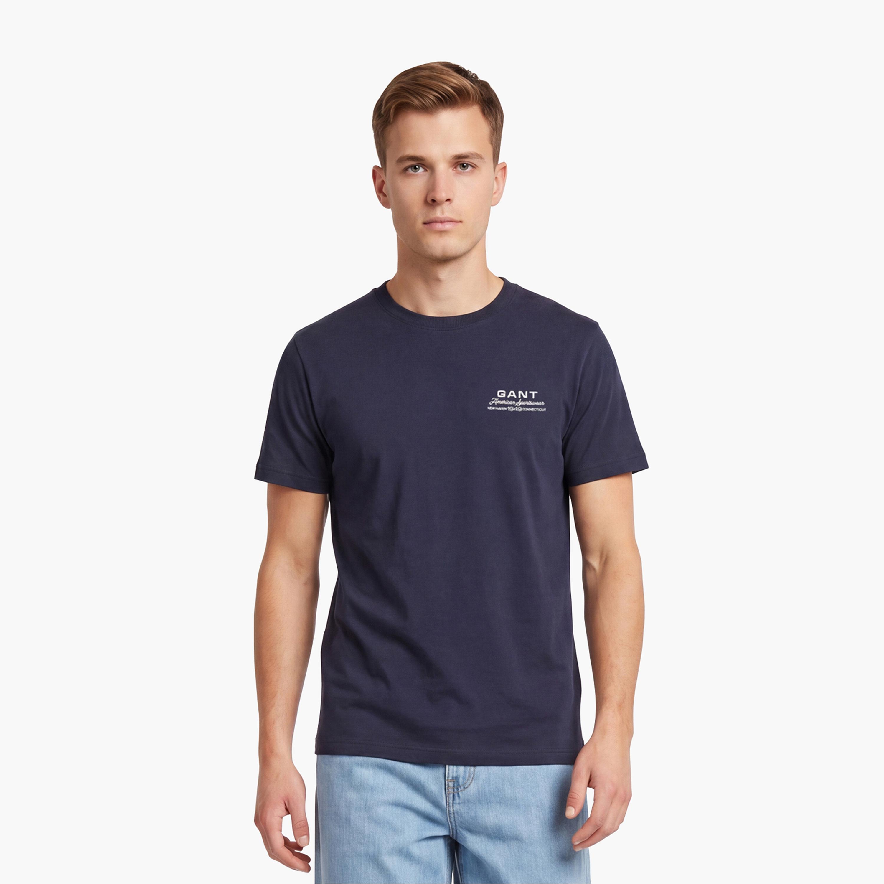 تيشرت رجالي بطبعة صغيرة بياقة مستديرة وأكمام قصيرة من غانت-men-clothing-tshirtsandpolos-tshirts-image-1