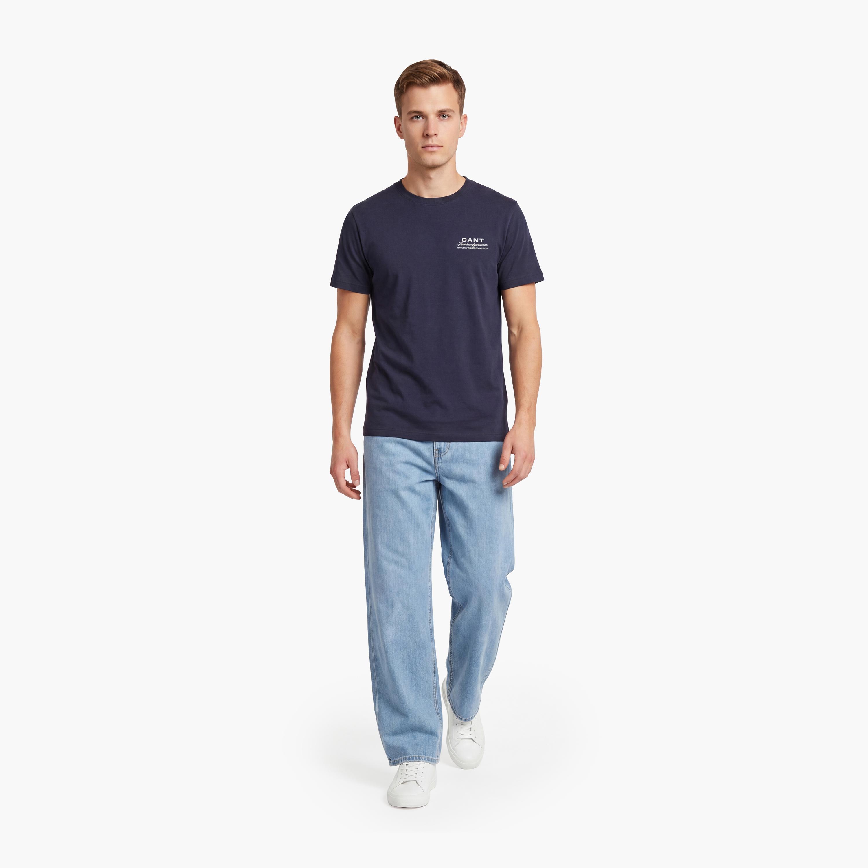 تيشرت رجالي بطبعة صغيرة بياقة مستديرة وأكمام قصيرة من غانت-men-clothing-tshirtsandpolos-tshirts-image-2