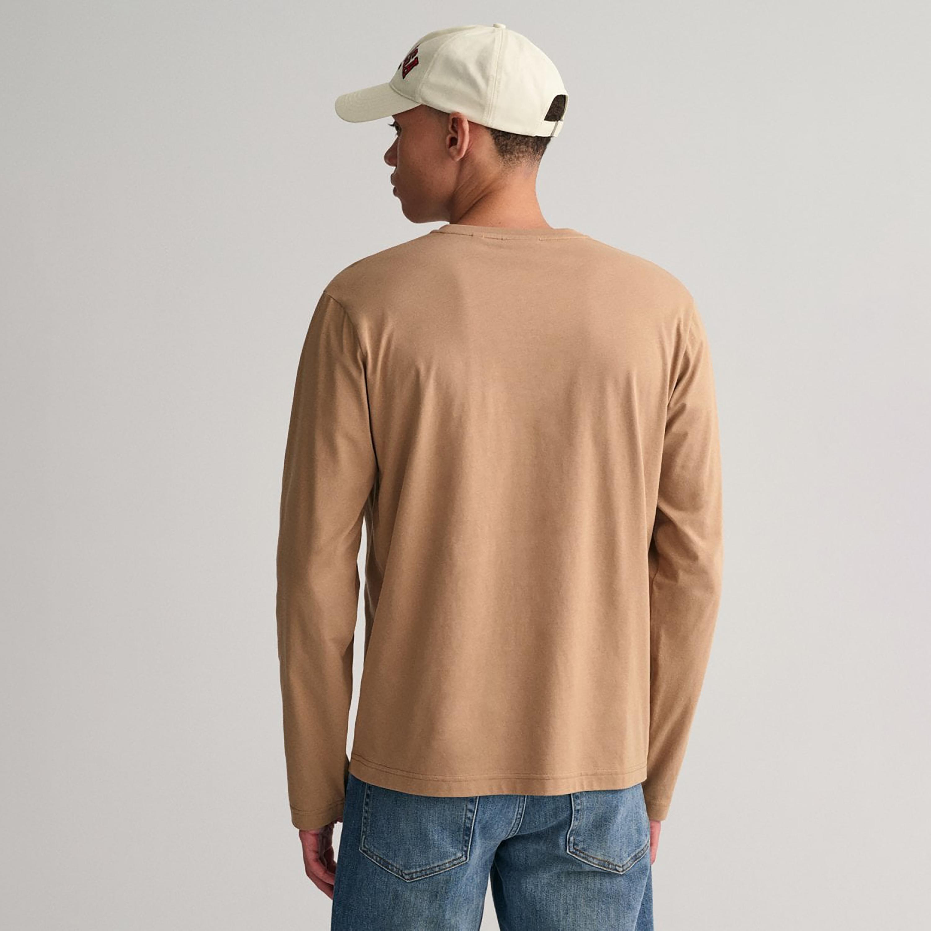 تي-شيرت جانت لوجو التفاصيل بأكمام طويلة وياقة دائرية -men-clothing-tshirtsandpolos-tshirts-image-4