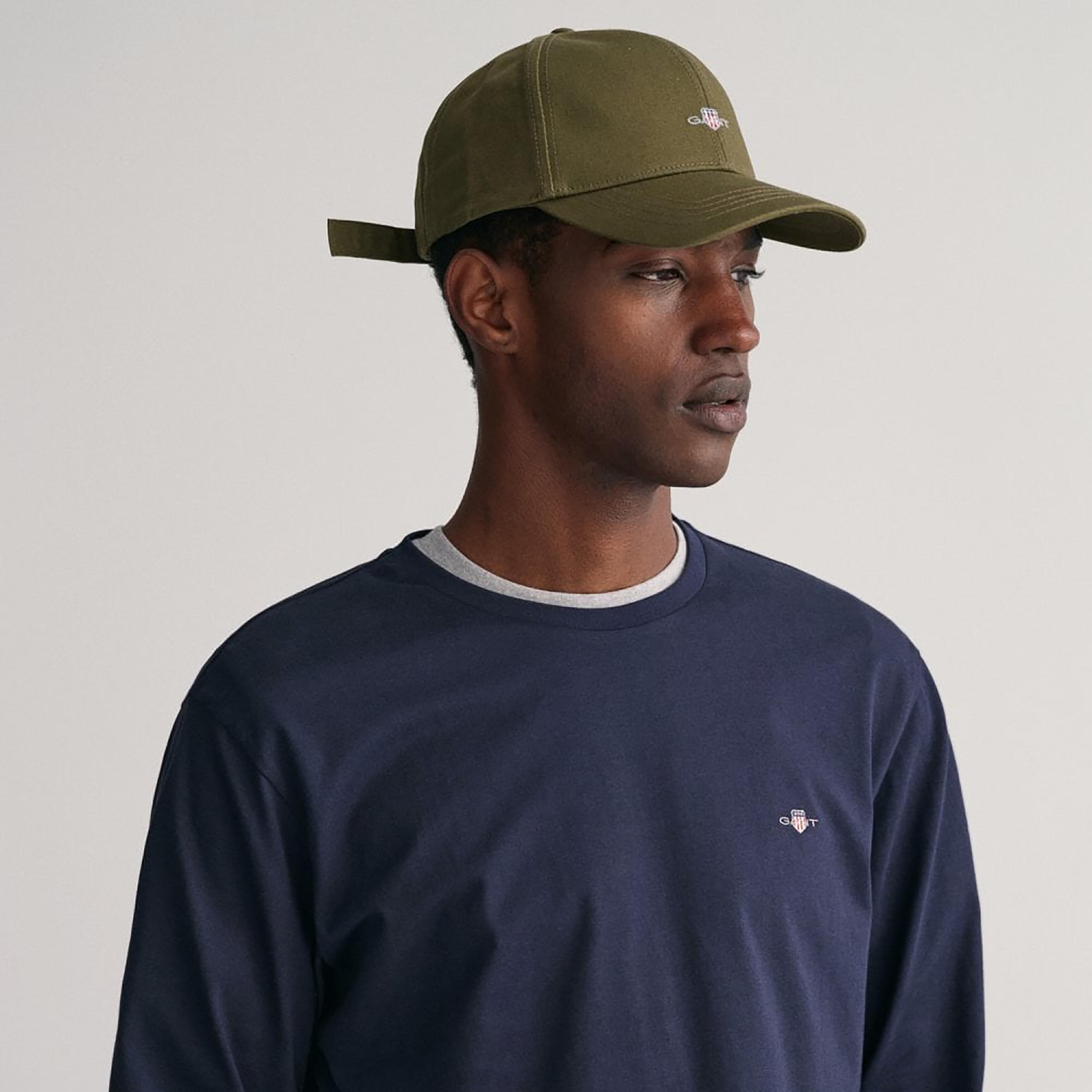 تي-شيرت جانت لوجو التفاصيل بأكمام طويلة وياقة دائرية -men-clothing-tshirtsandpolos-tshirts-image-2