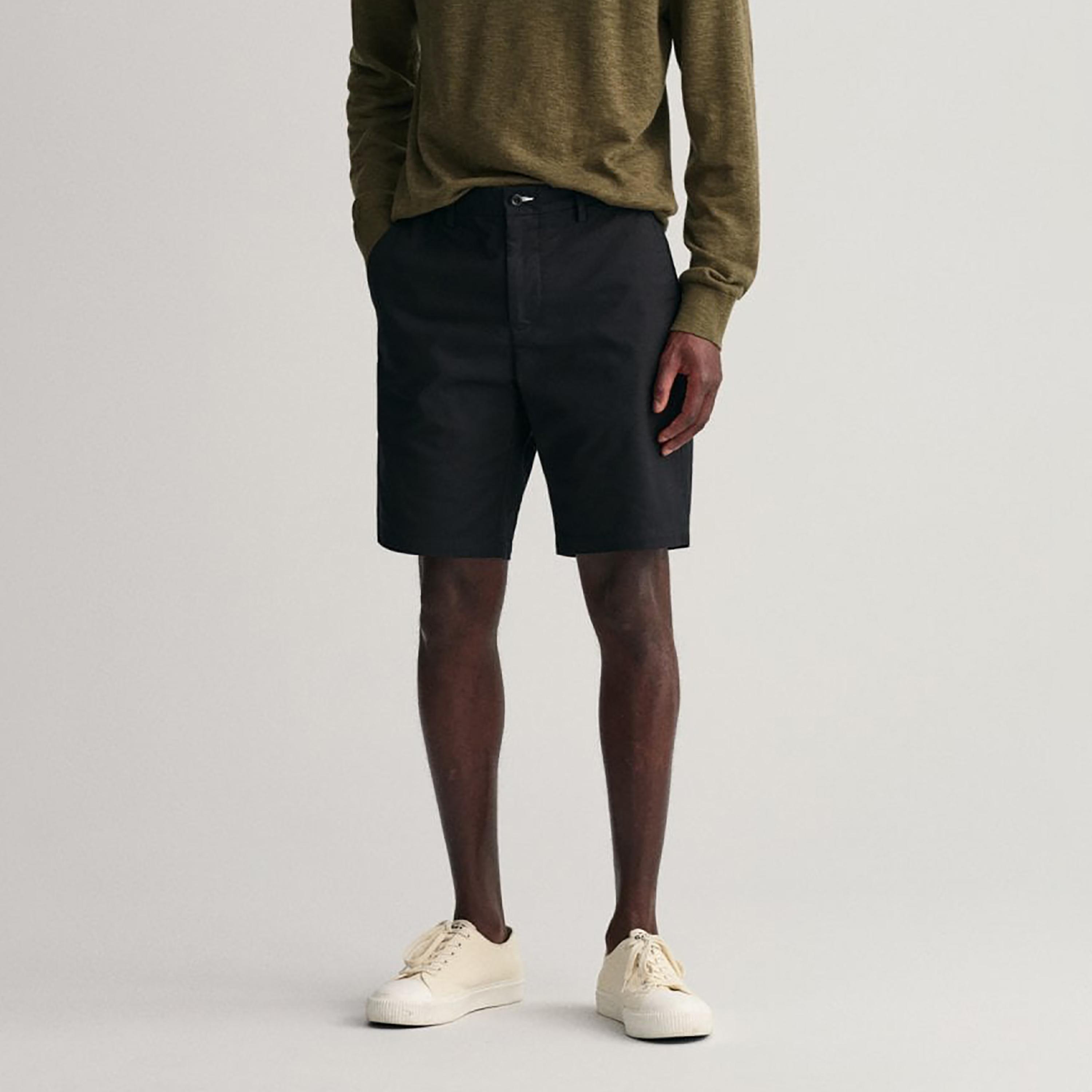 Gant Logo Detail Mid-Rise Buttoned Shorts-men-clothing-bottoms-shorts-image-1