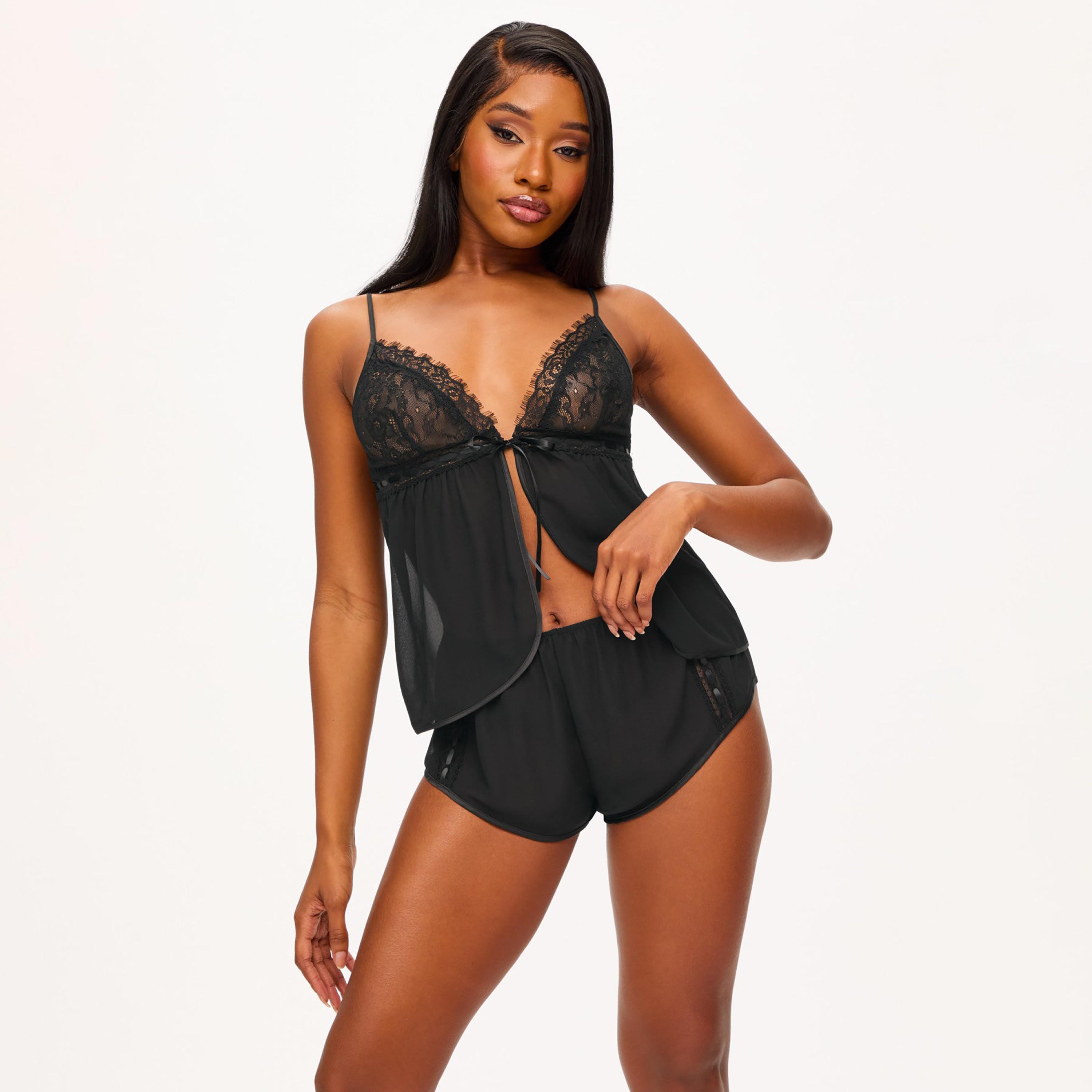 طقم من قطعتين قميص داخلي وشورت من الدانتيل من آن سمرز-women-clothing-nightwear-pyjamas-shortsets-image-2