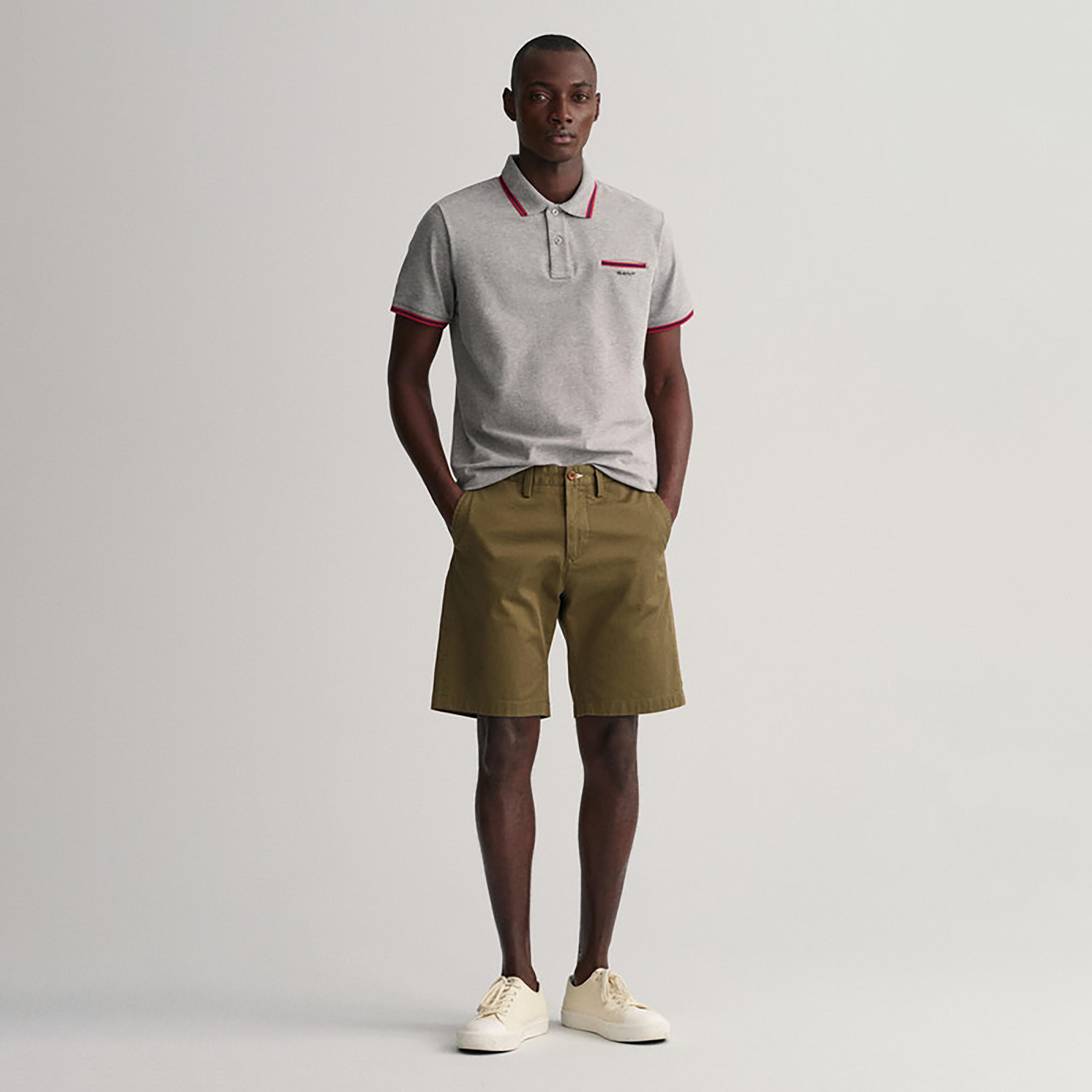 Gant Logo Detail Mid-Rise Buttoned Shorts-men-clothing-bottoms-shorts-image-2
