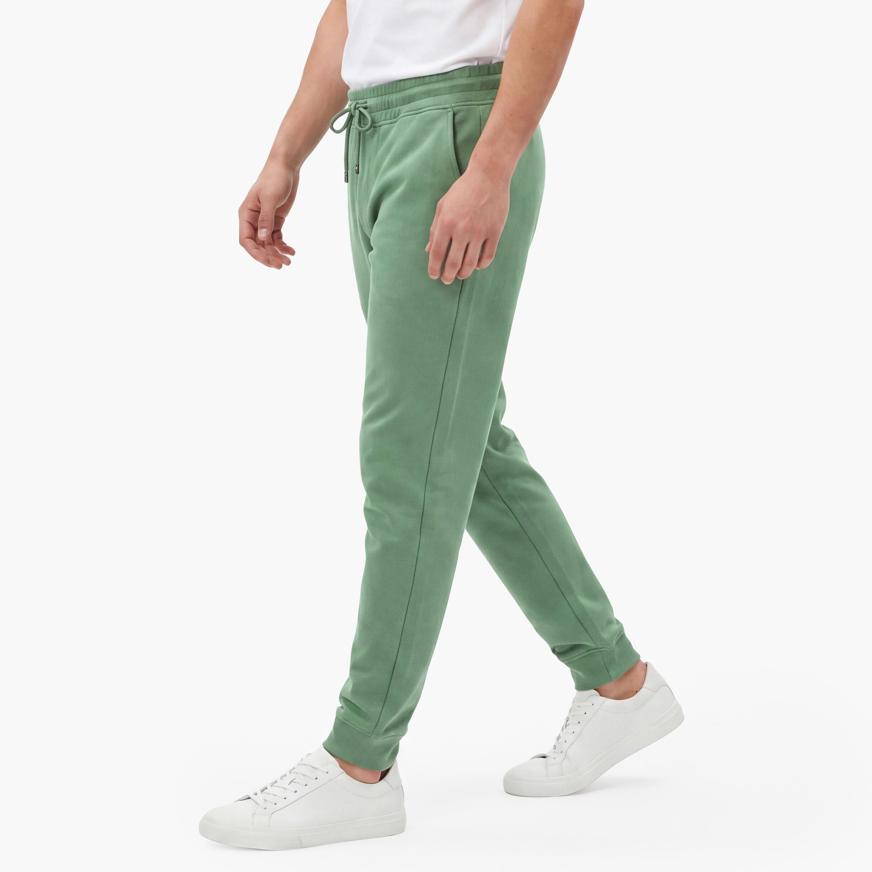 بنطال رياضي (جوغر) رجالي سادة بخصر متوسط الارتفاع ورباط قابل للتعديل من غانت-men-clothing-bottoms-joggers-image-5